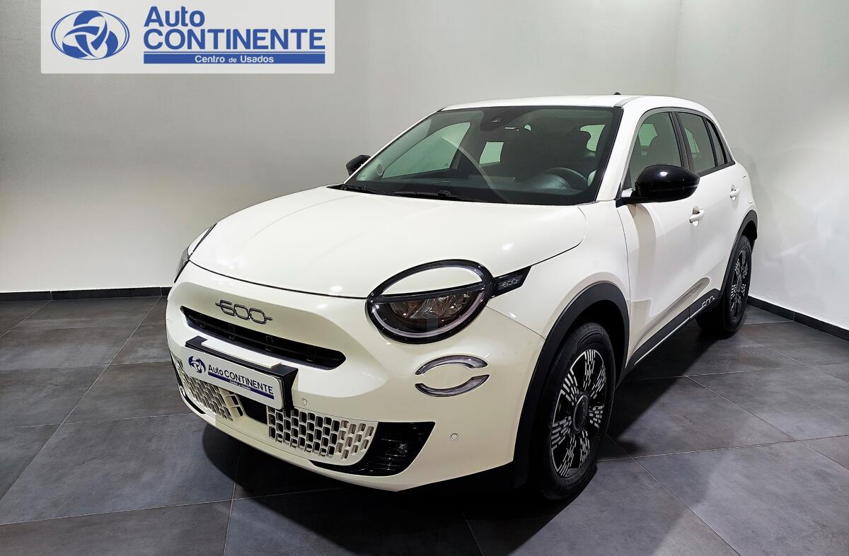 FIAT 600 1.2 Hybrid