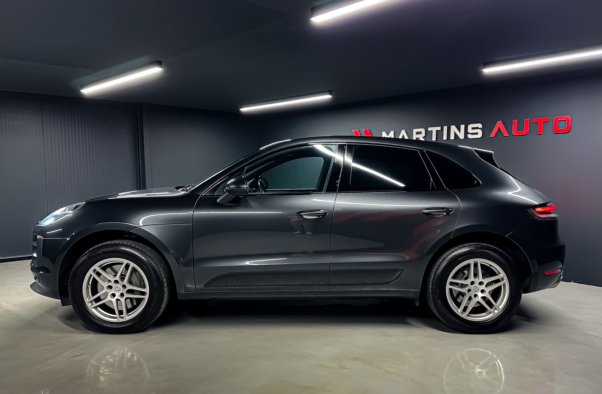 PORSCHE Macan Macan