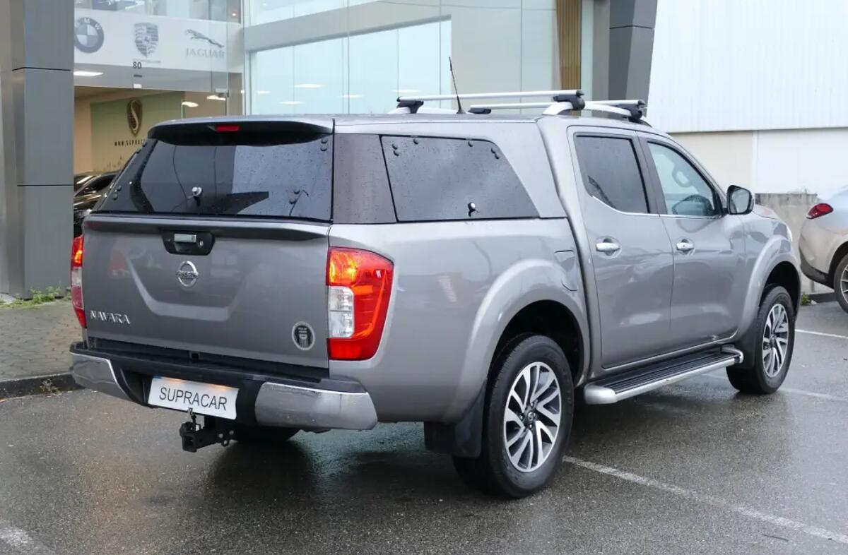 NISSAN Navara 2.3 dCi CD 4WD N-Con.Navi+Barras