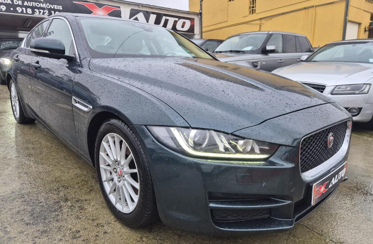 JAGUAR XE 2.0 D Prestige