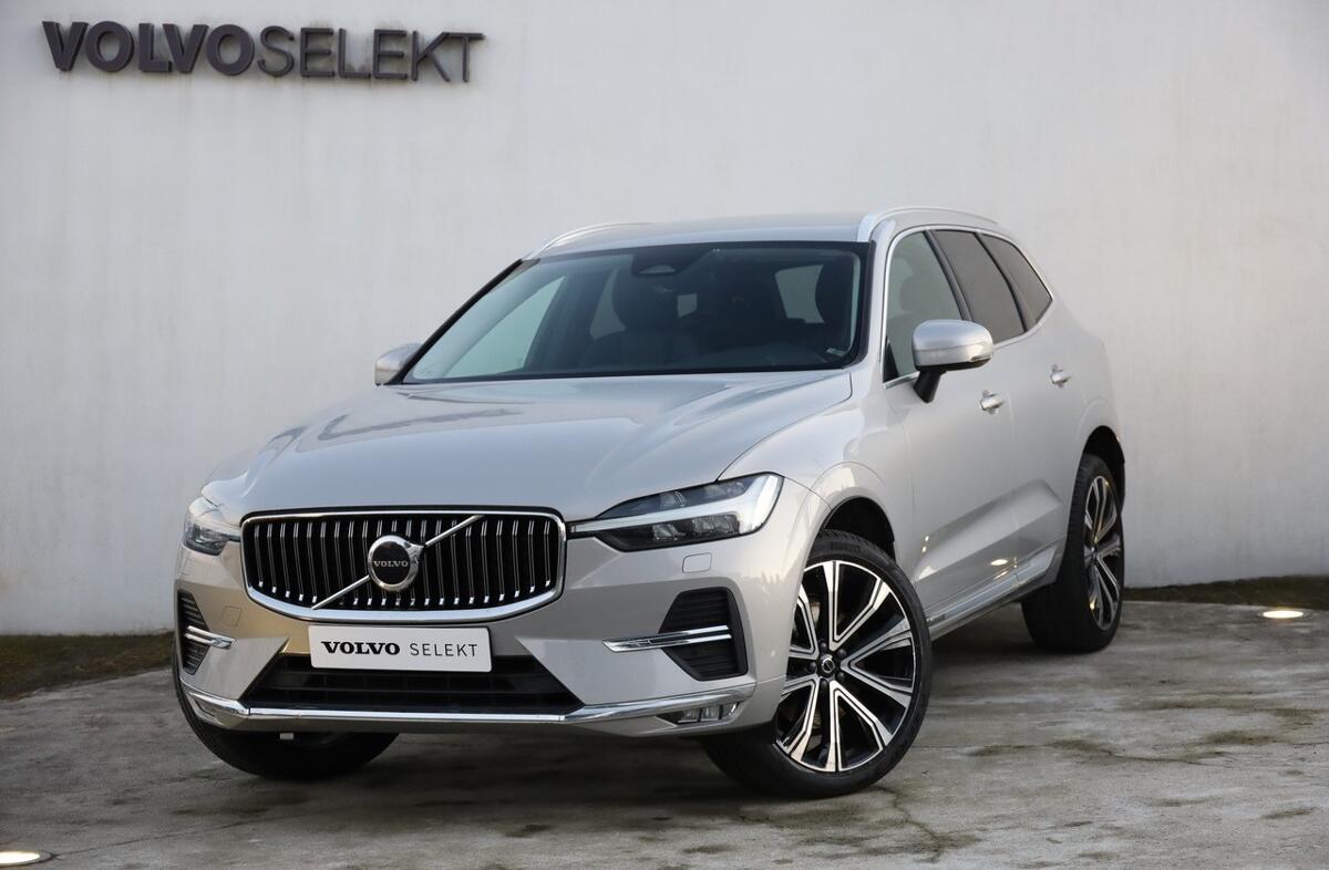 VOLVO XC60 2.0 T8 PHEV Plus Bright AWD