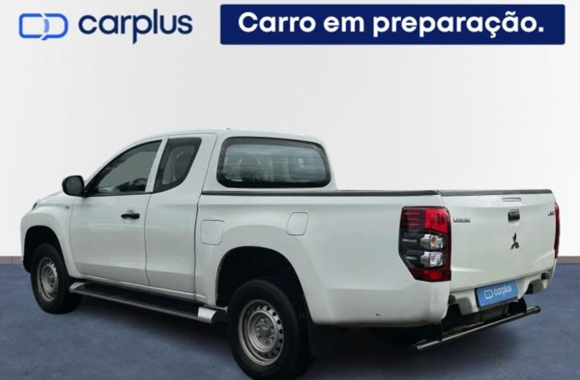 MITSUBISHI L 200 2.4 DI-D CD Invite 4WD