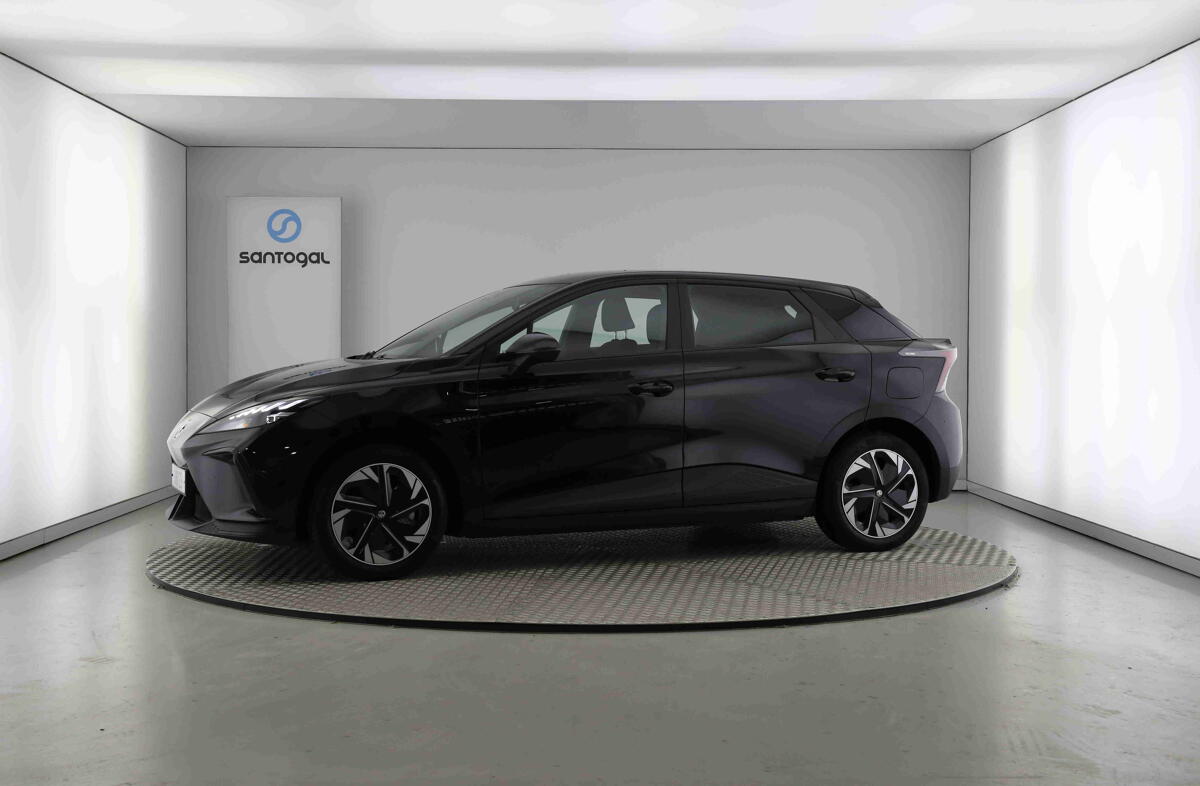 MG MG4 51 kWh Standard