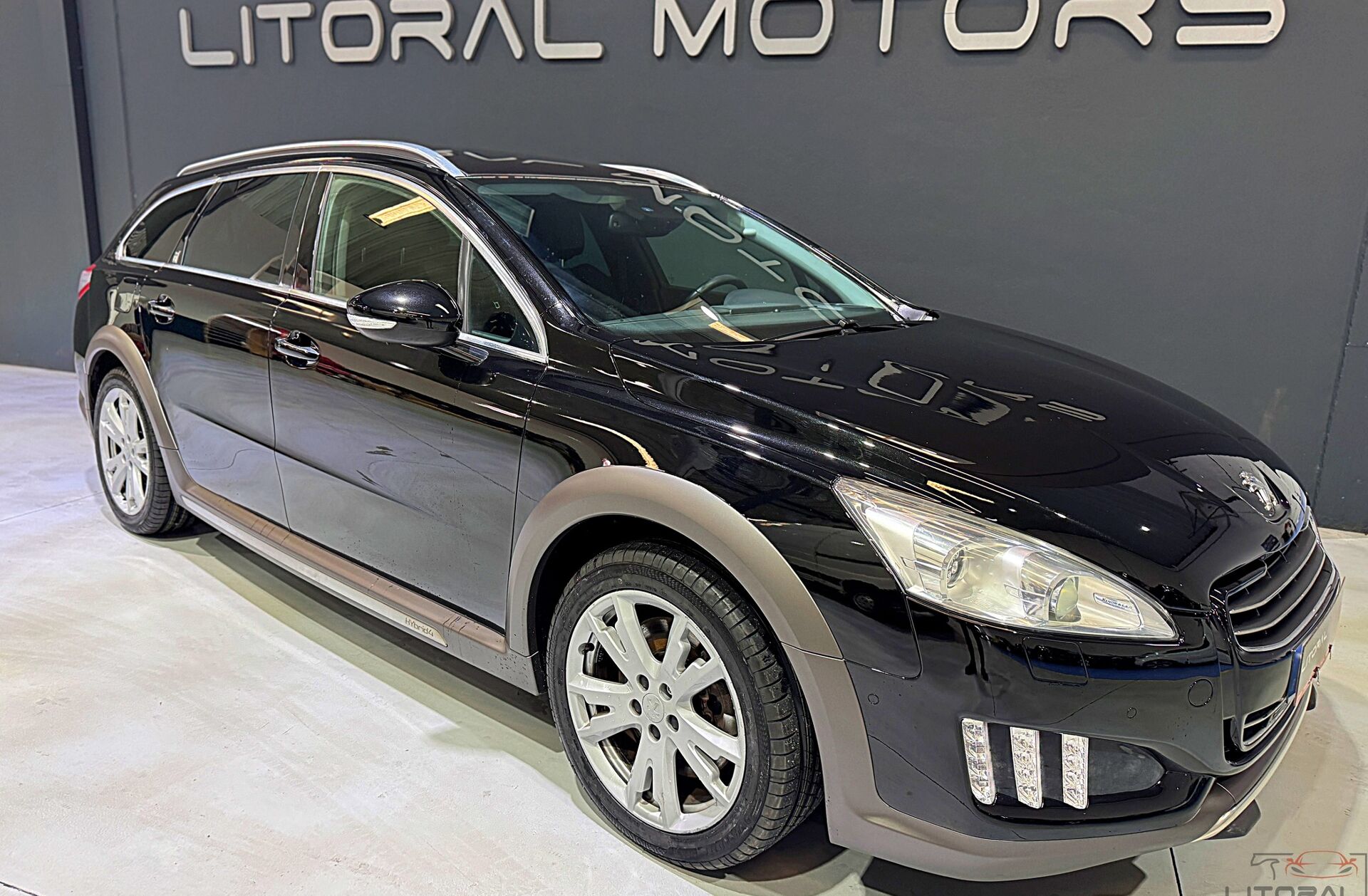 PEUGEOT 508 RXH 2.0 HDi Hybrid4 2-Tronic