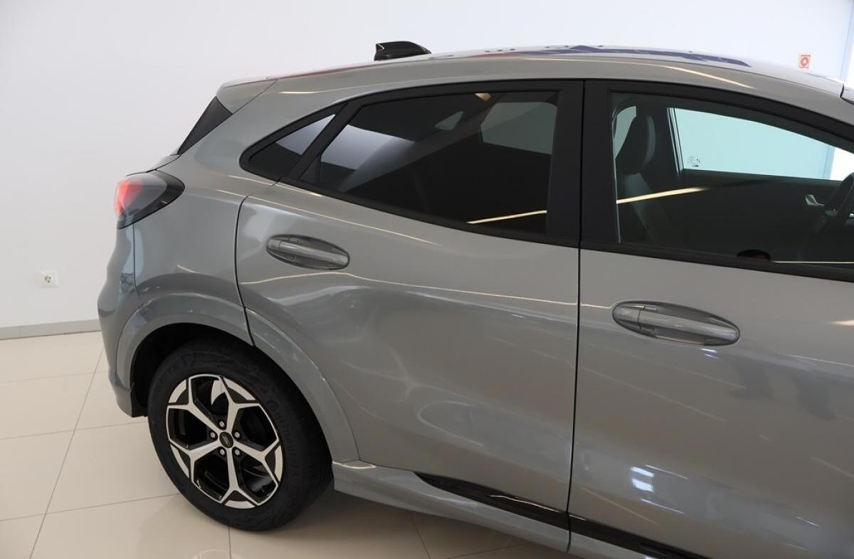 FORD Puma 1.0 EcoBoost mHEV ST-Line
