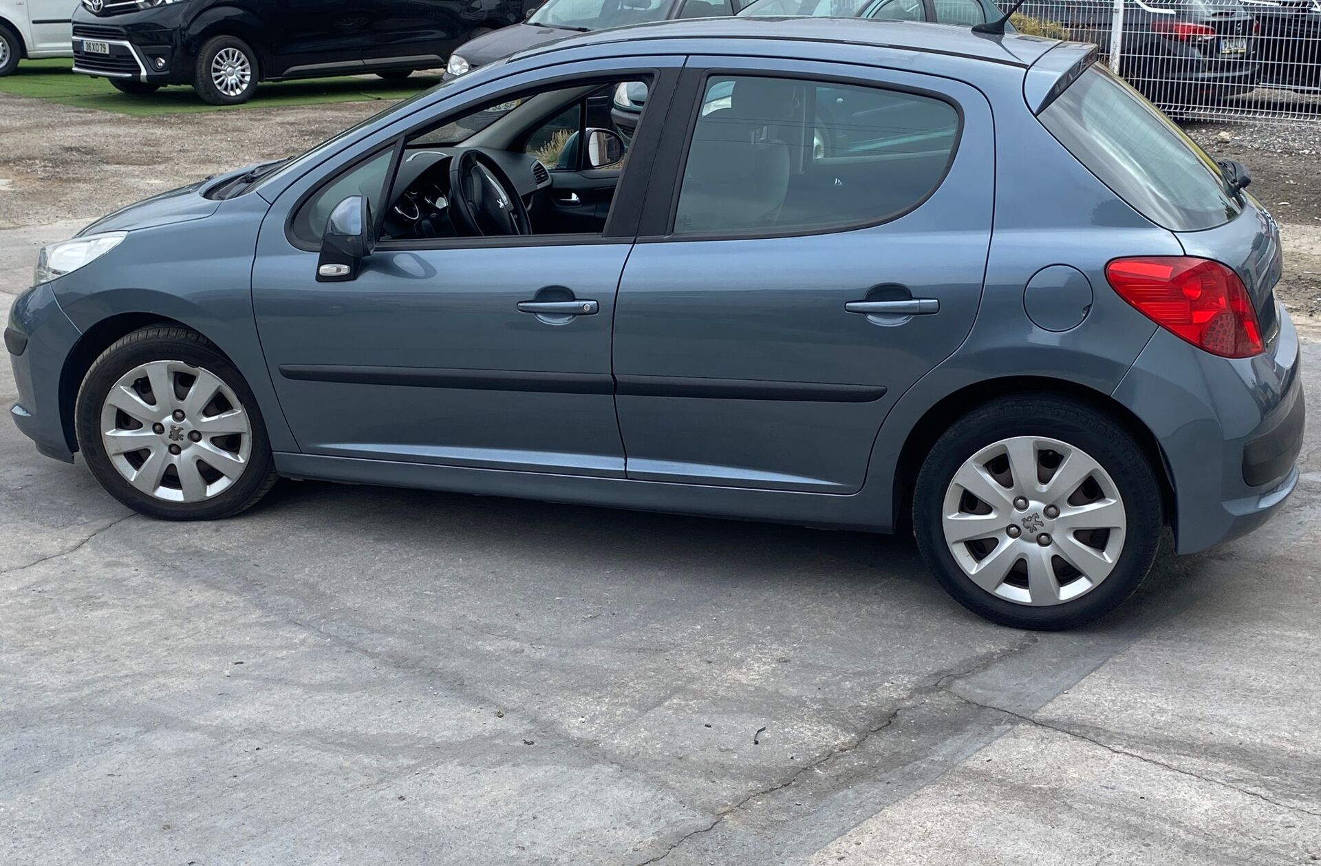 PEUGEOT 207 1.6 HDi FAP GT