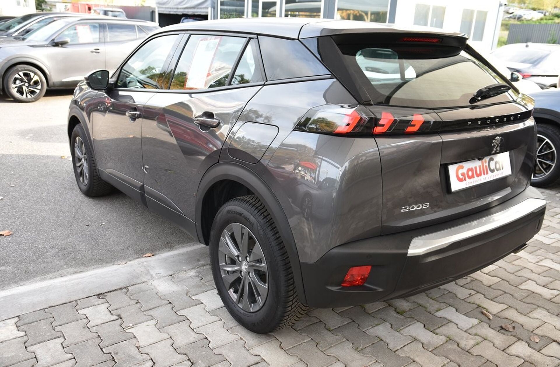 PEUGEOT 2008 1.5 BlueHDi Active Pack