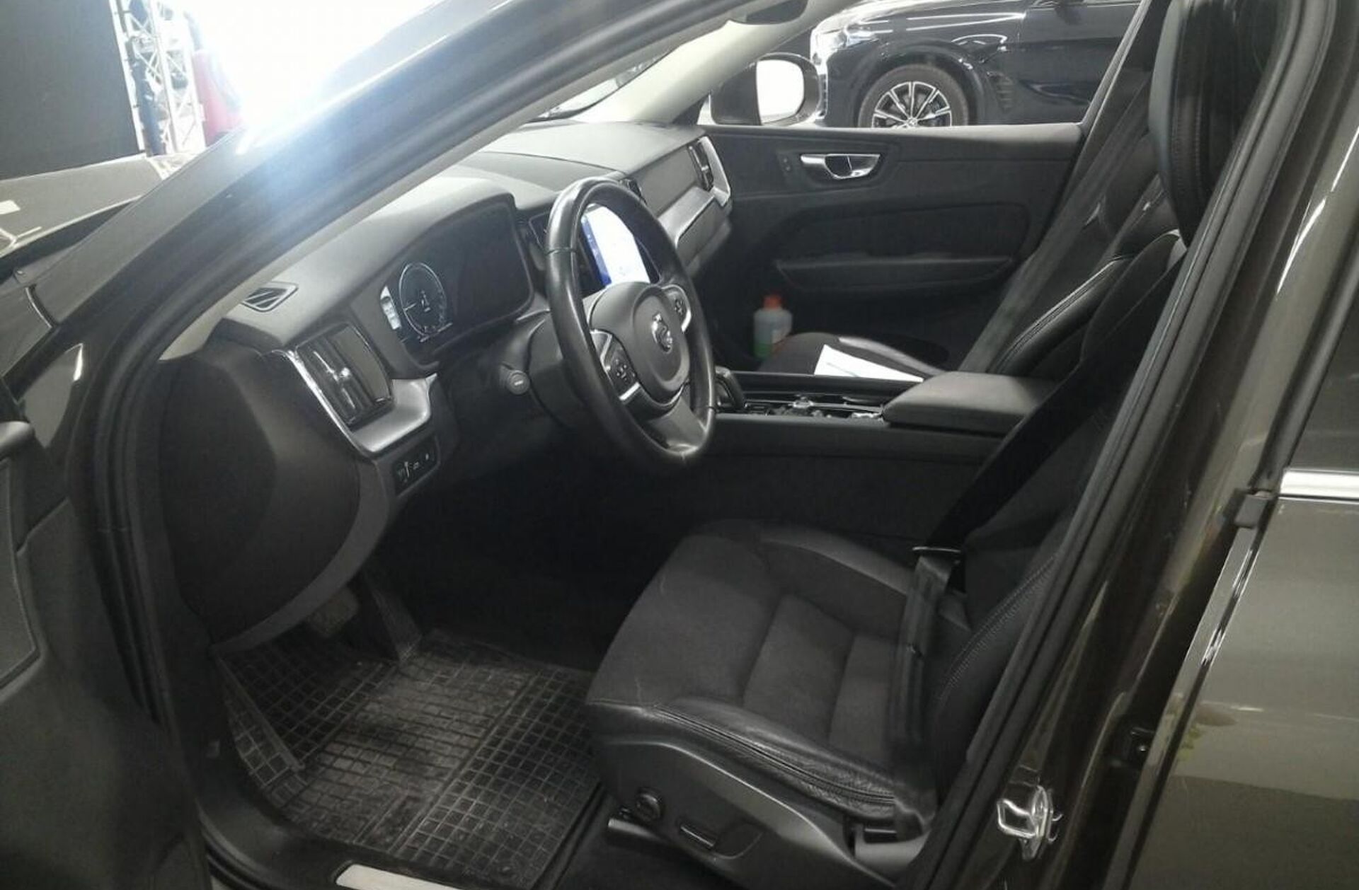 VOLVO XC60 2.0 T8 PHEV Inscription Expression AWD