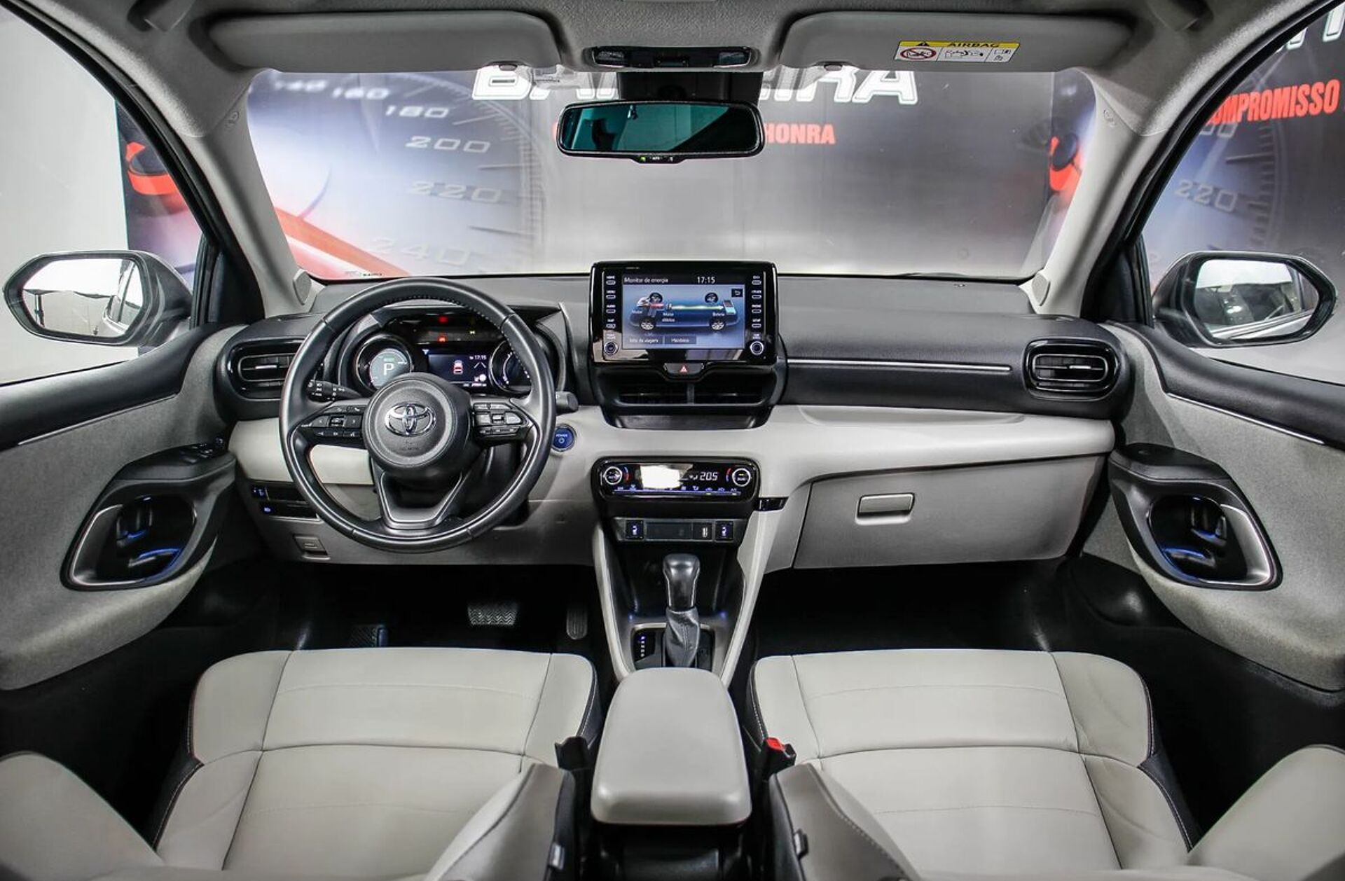 TOYOTA Yaris 1.5 HDF Luxury