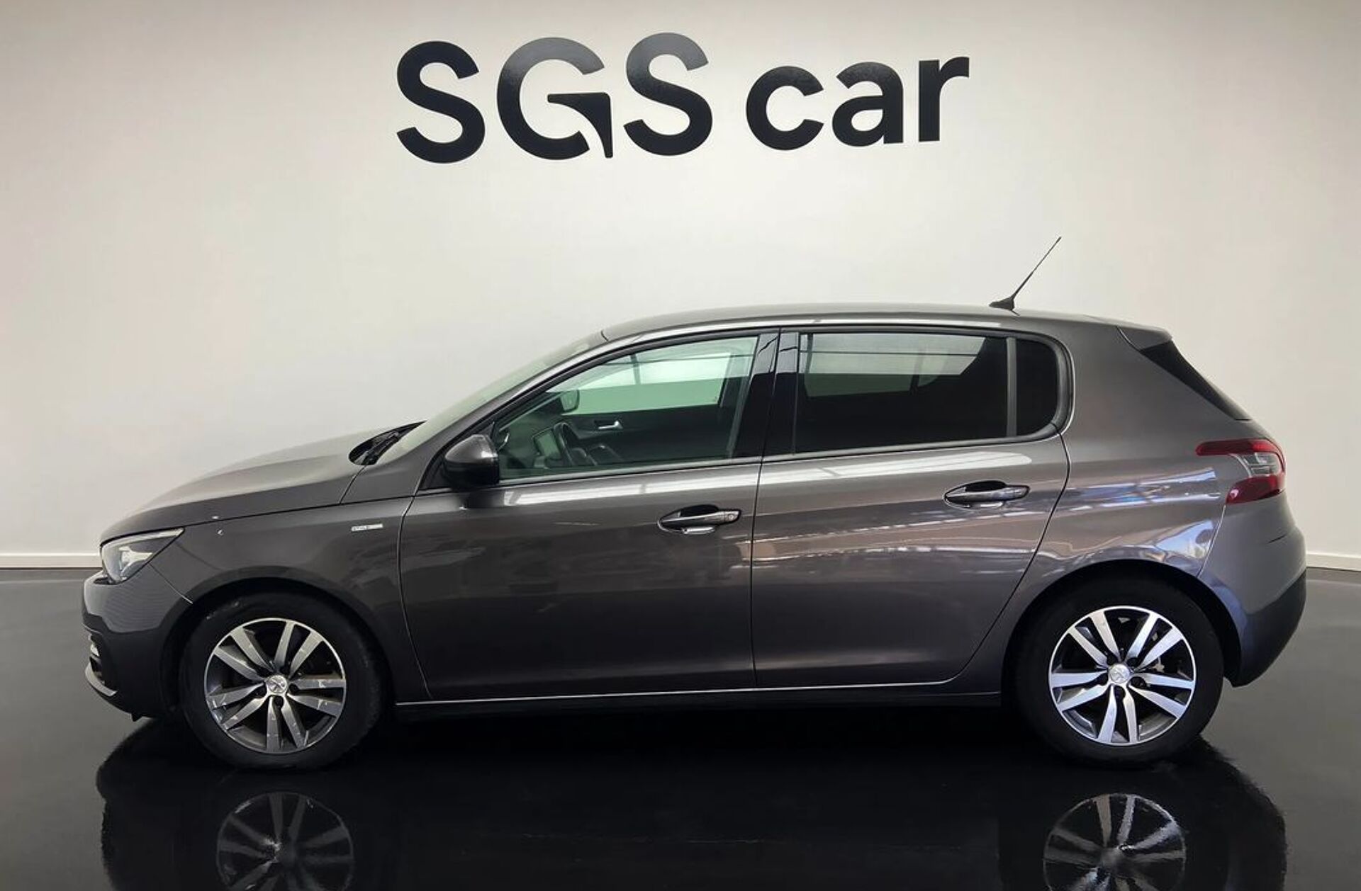 PEUGEOT 308 1.2 PureTech Style
