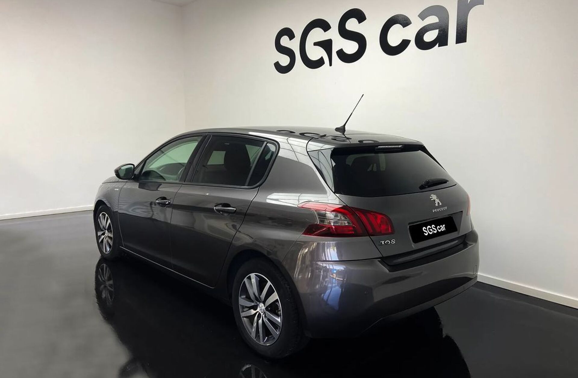PEUGEOT 308 1.2 PureTech Style