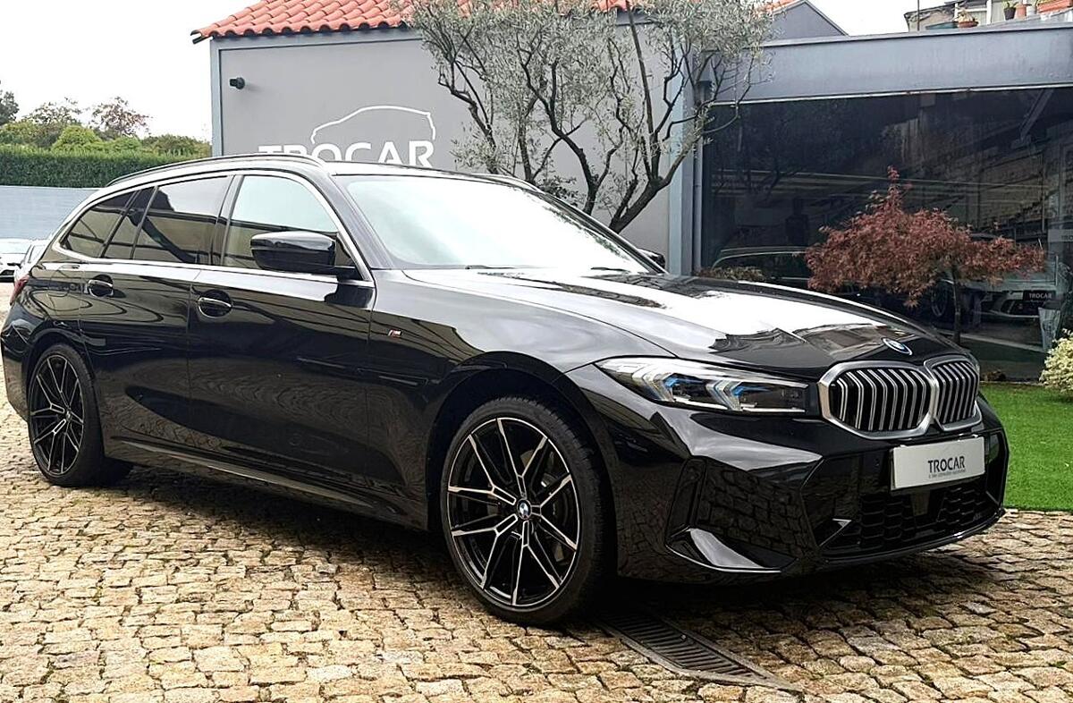 BMW Serie-3 330 e Touring Pack Desportivo M Auto