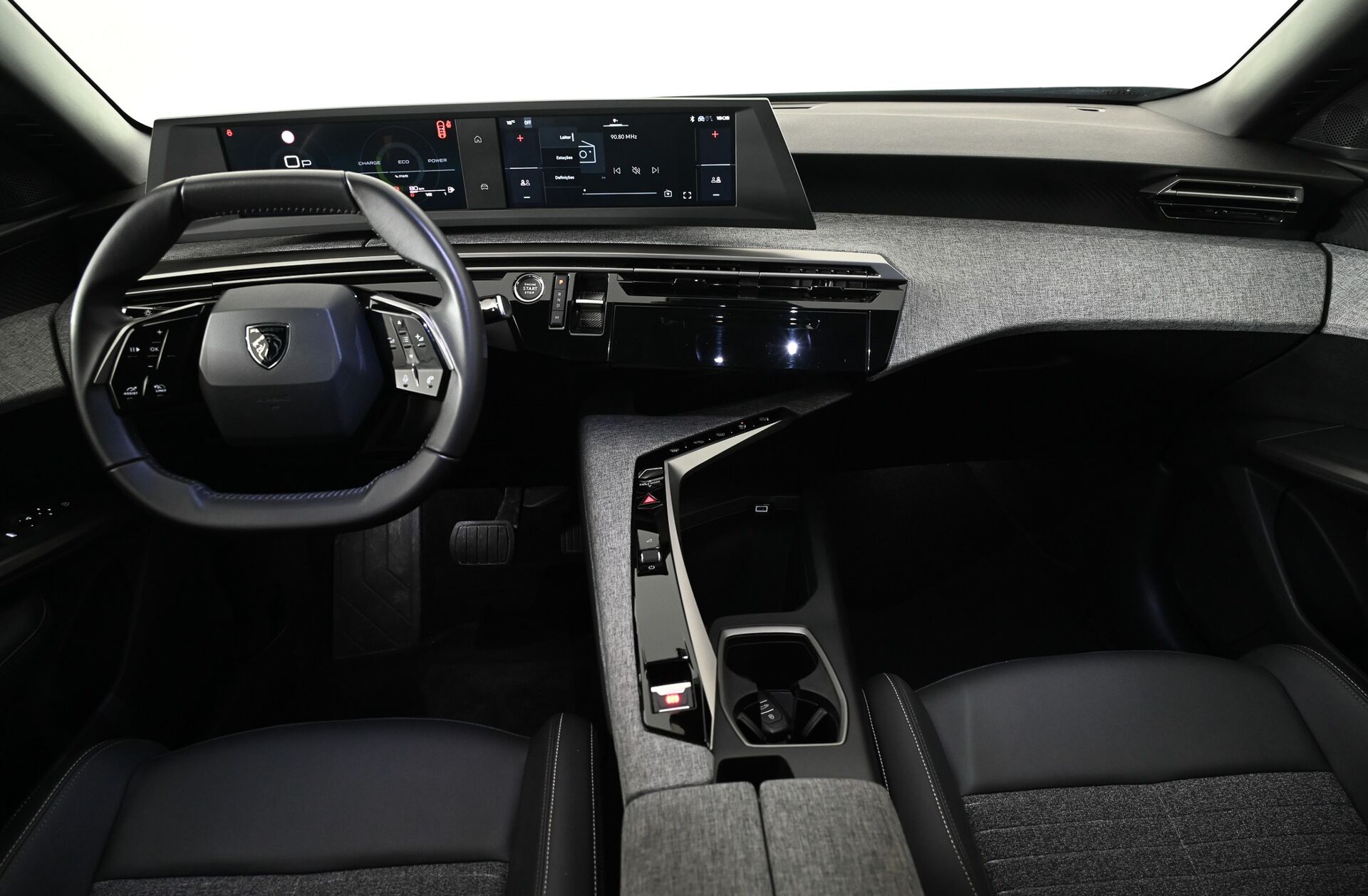 PEUGEOT 5008 1.2 Hybrid Allure e-DCS6