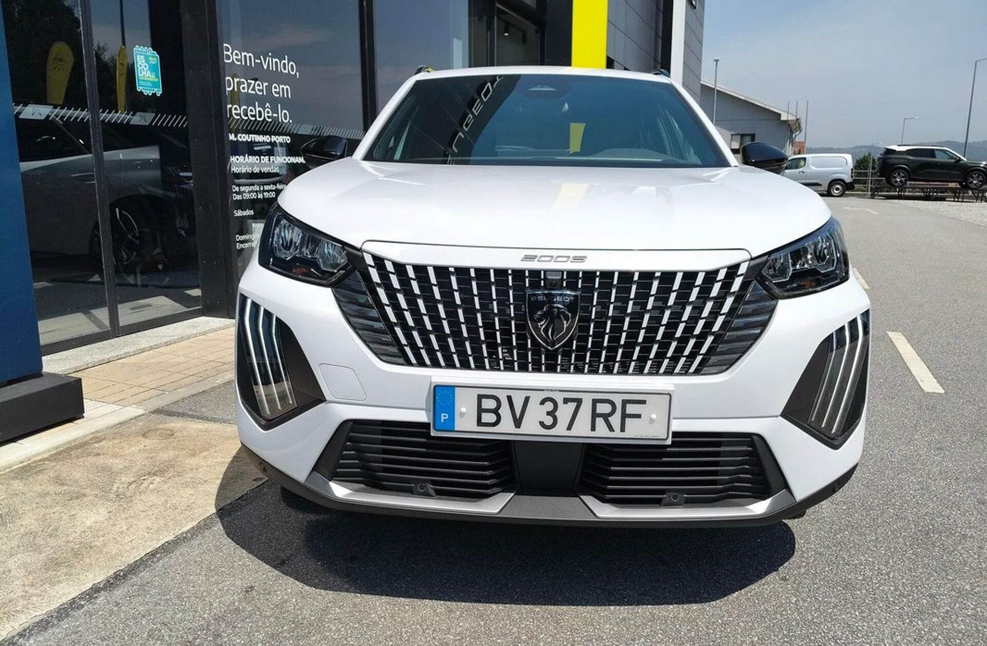 PEUGEOT 2008 e- 54 kWh Allure