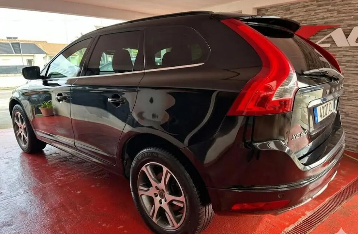 VOLVO XC60 2.0 D4 Kinetic Geartronic