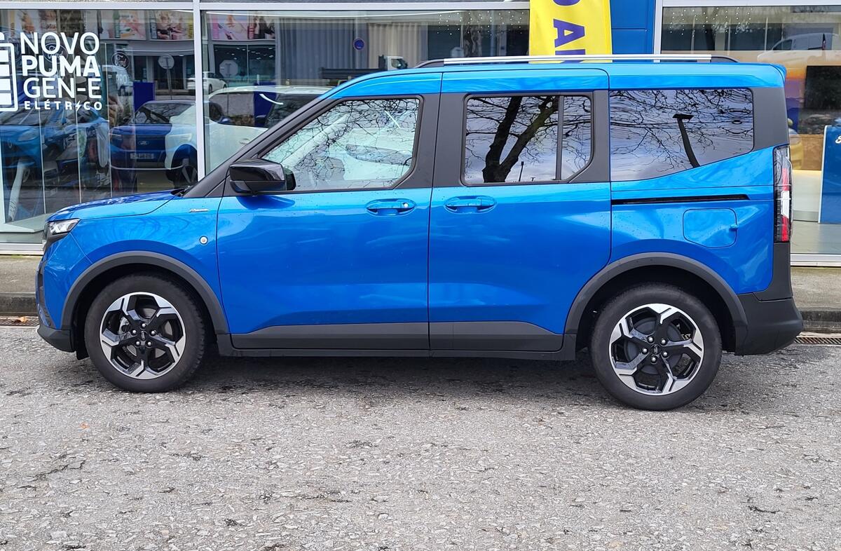 FORD Courier Tourneo  1.0 EcoBoost Active