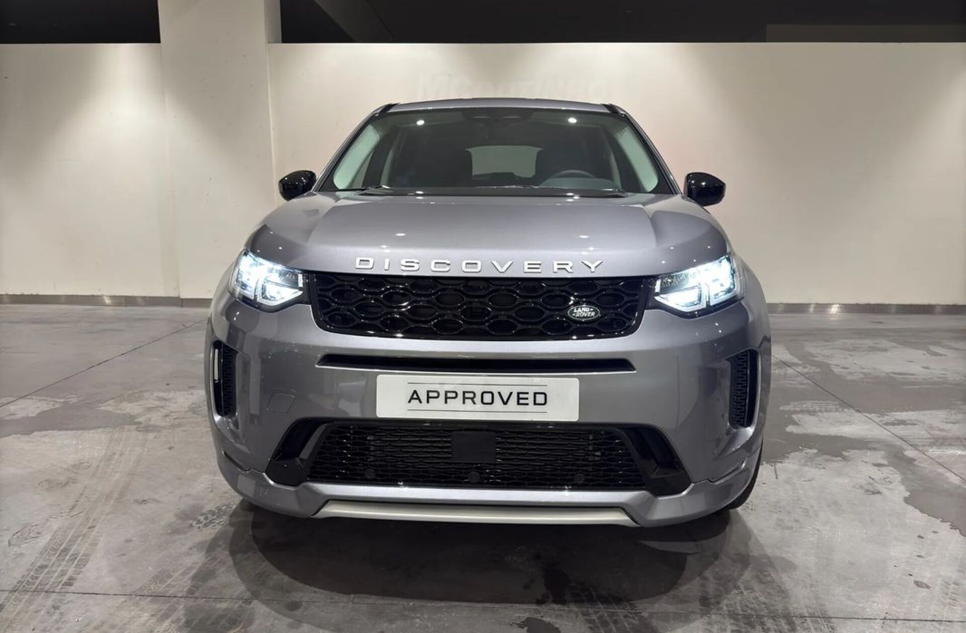 LAND ROVER Discovery S.1.5 I3 P270e AWD S