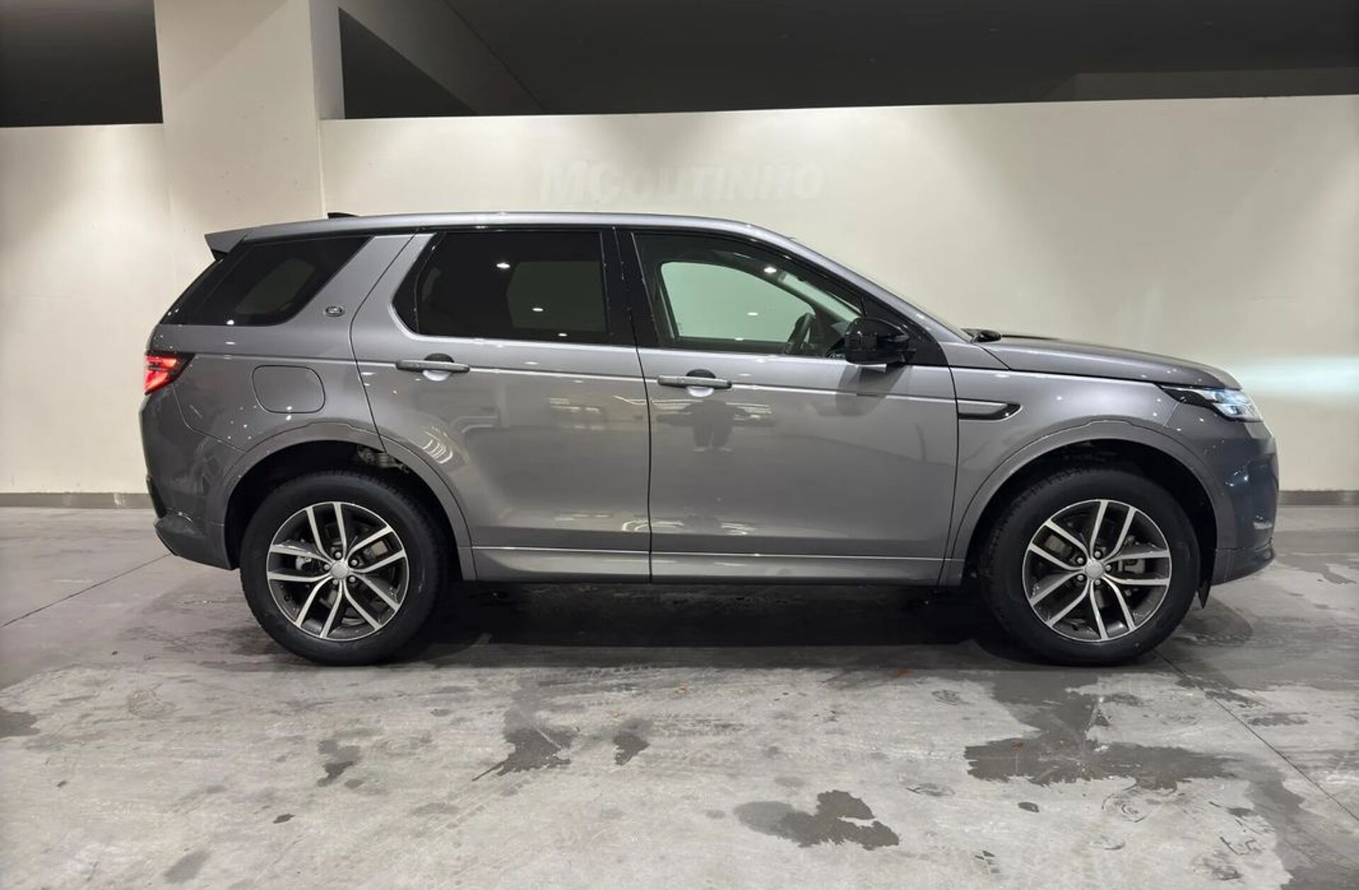 LAND ROVER Discovery S.1.5 I3 P270e AWD S