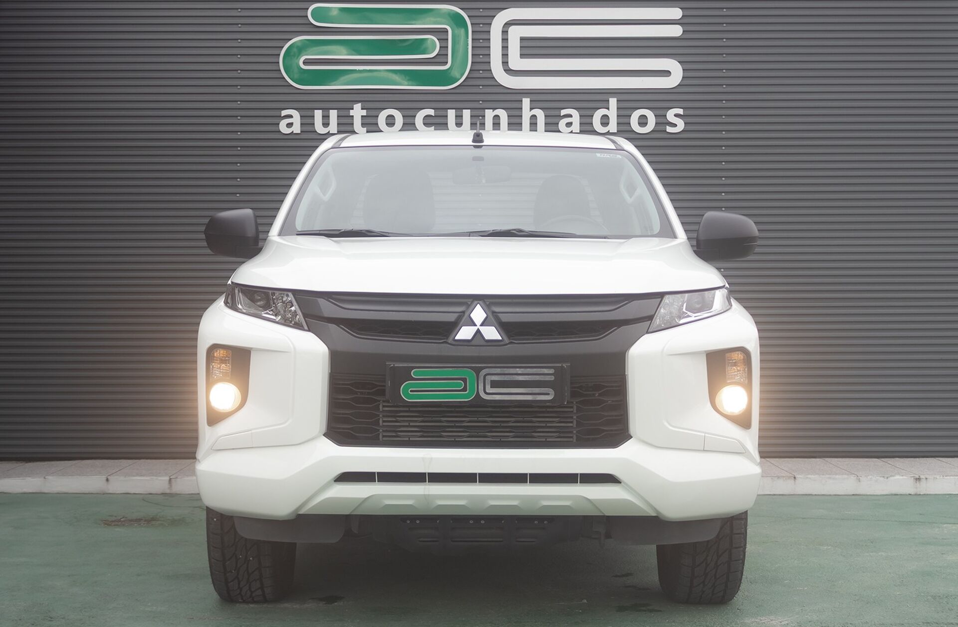 MITSUBISHI L 200 2.3 DI-D Space Cab Campera 4WD