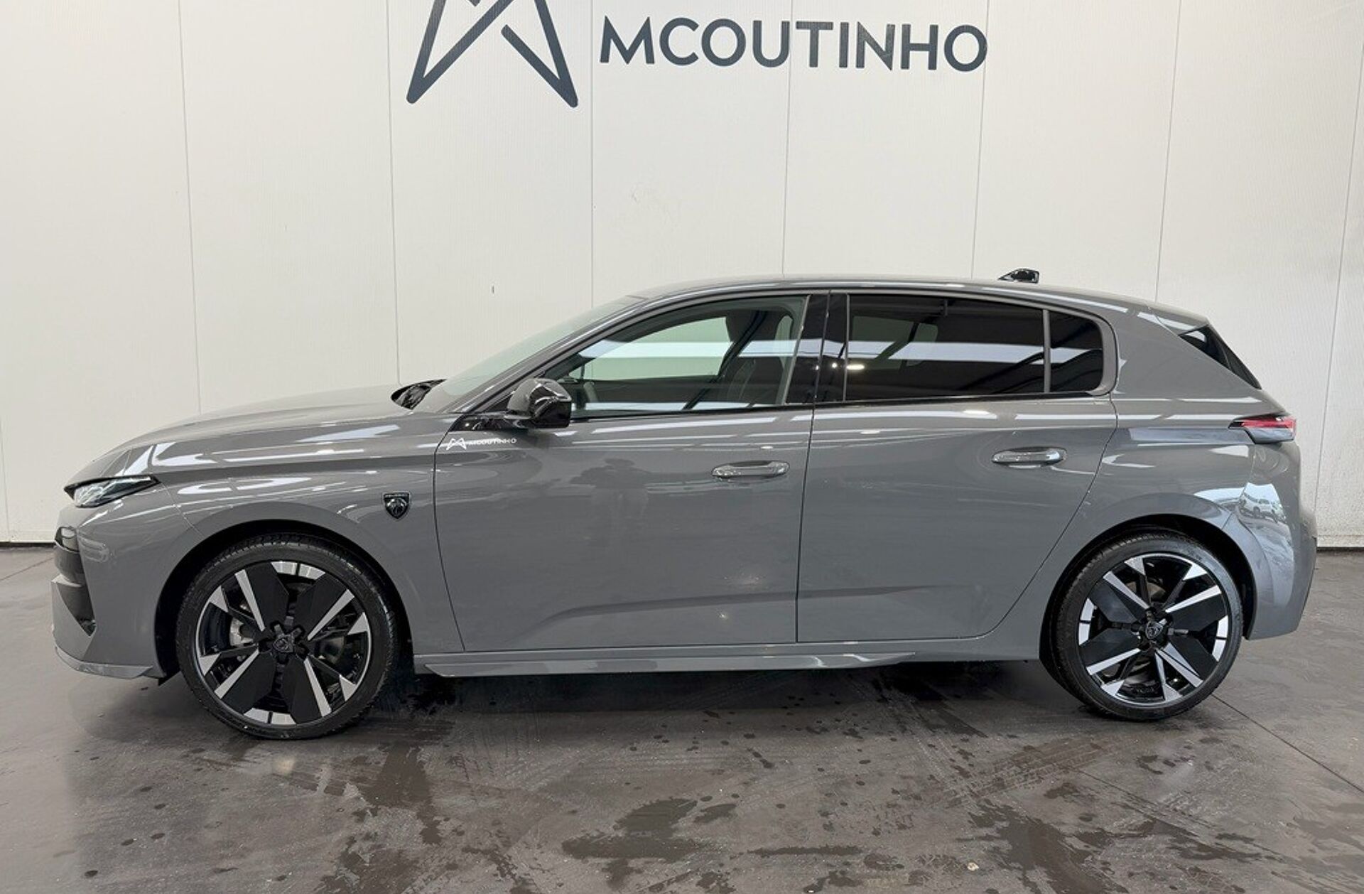 PEUGEOT 308 1.2 Hybrid GT e-DCS6