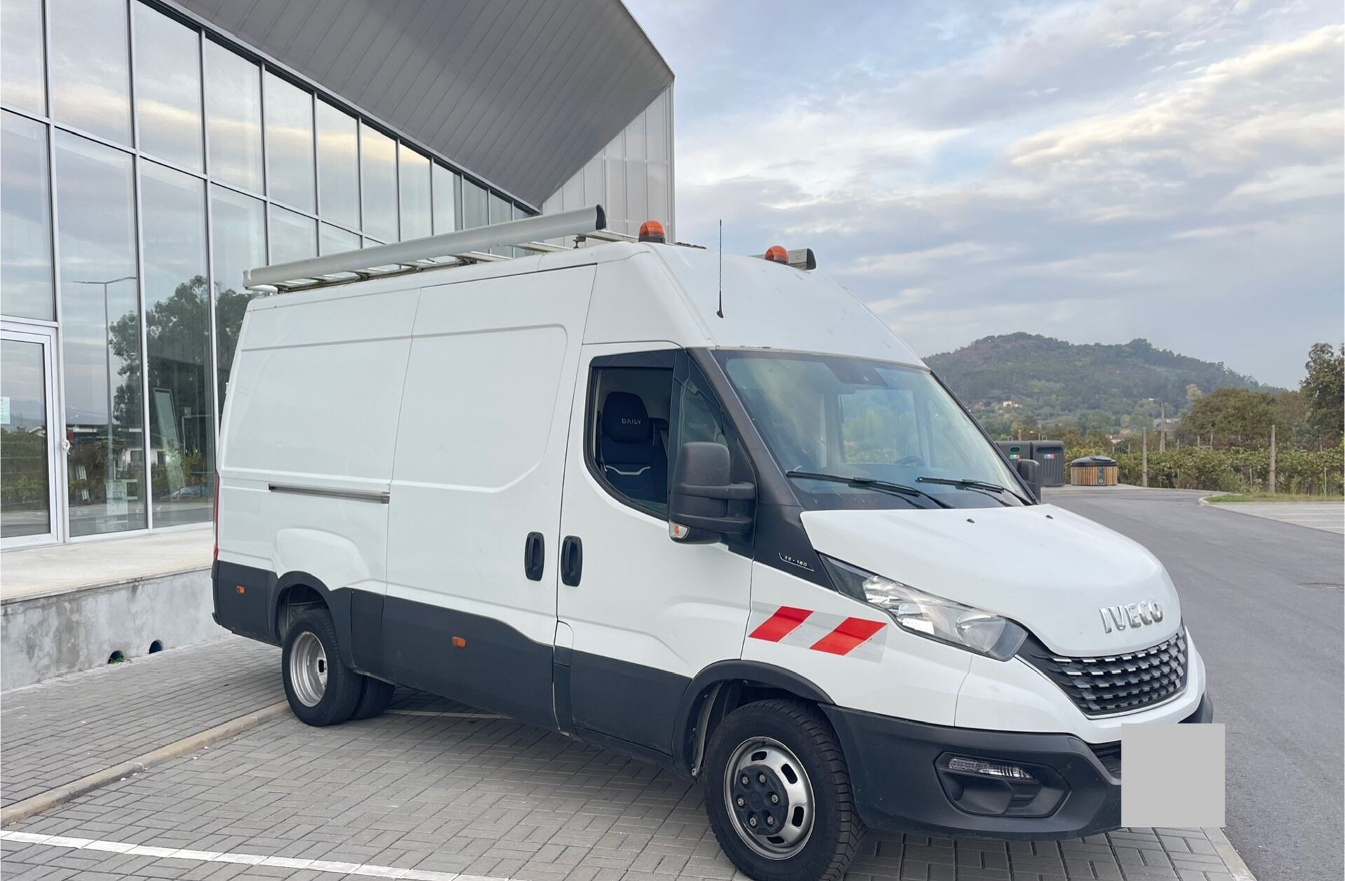 IVECO Daily 2.3 35C16 3450
