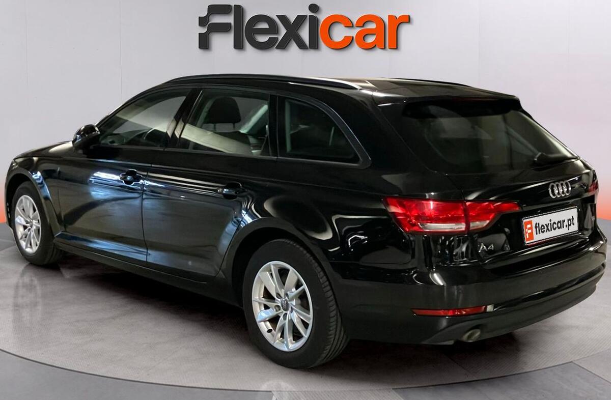 AUDI A4 2.0 TDI Advance