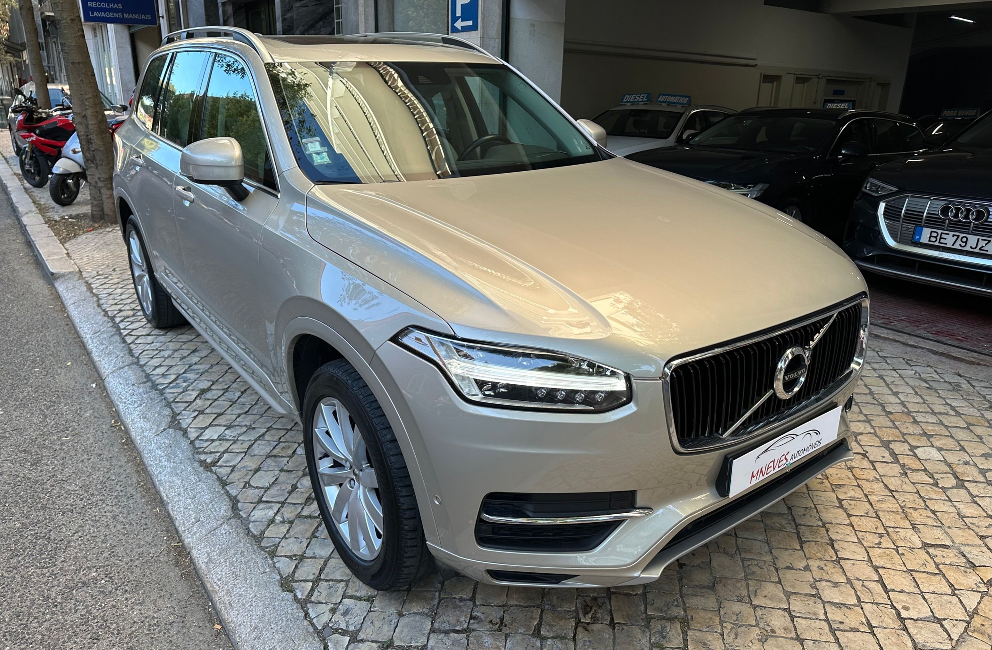 VOLVO XC90 2.0 D4 Momentum