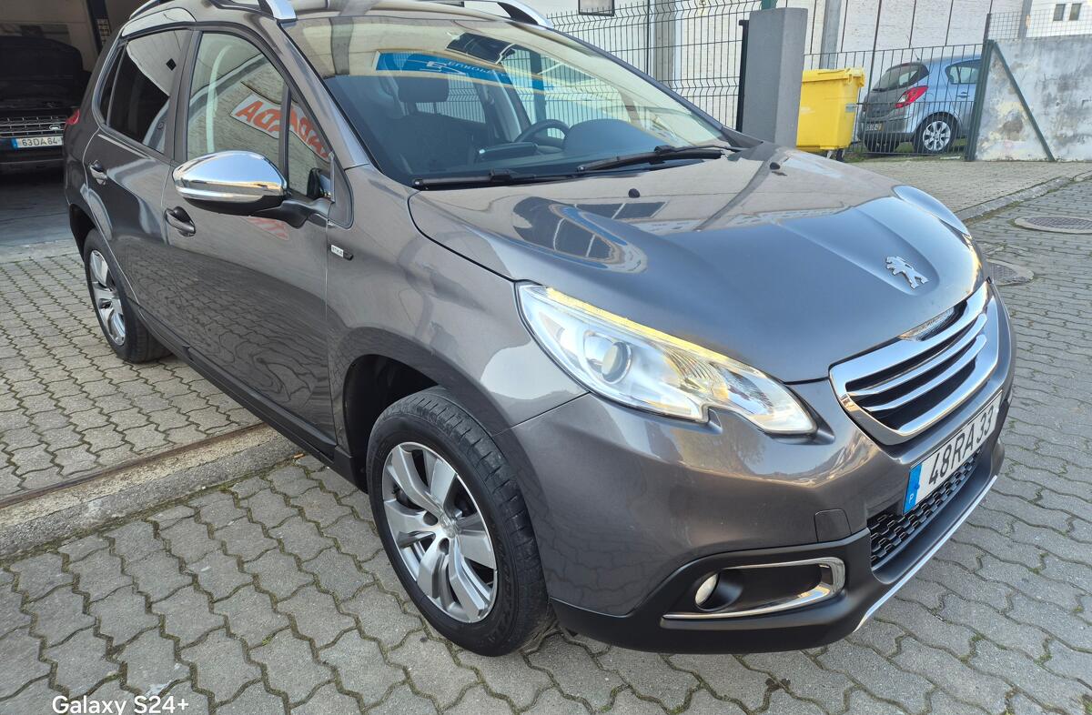 PEUGEOT 2008 1.2 PureTech Active