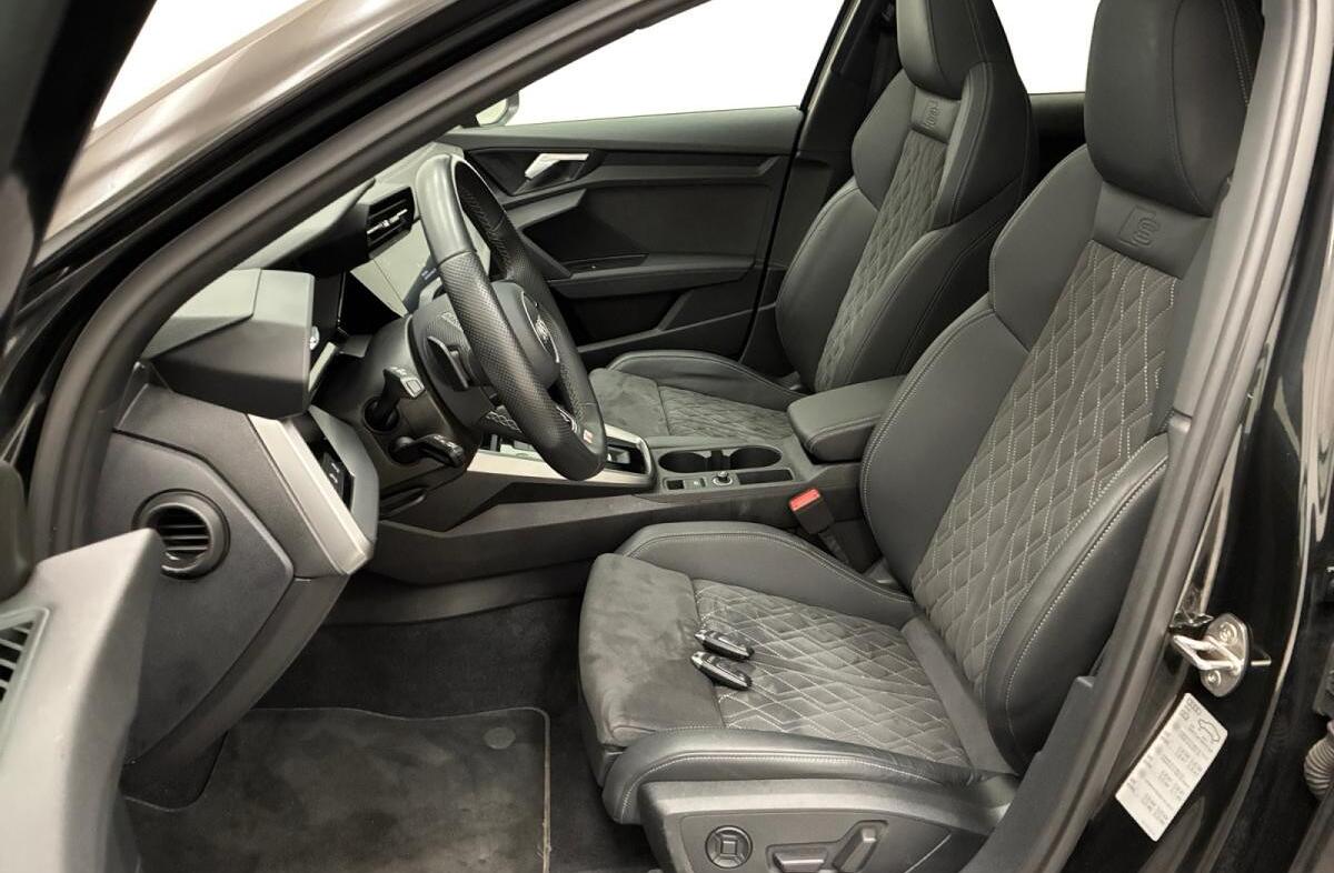 AUDI A3 SB 45 TFSIe S line