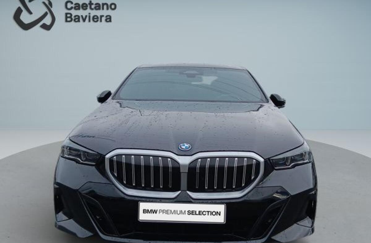 BMW Serie-5 530 e Pack Desportivo M