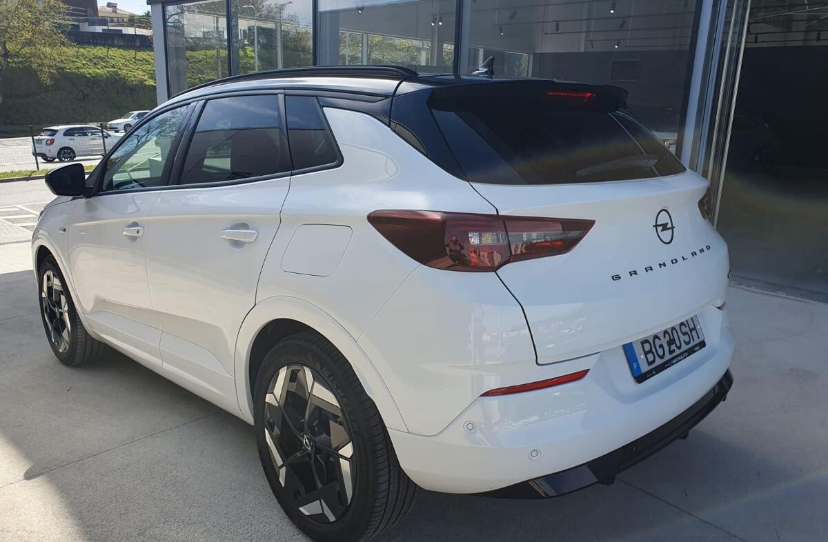 OPEL Grandland 1.6 T PHEV GSe