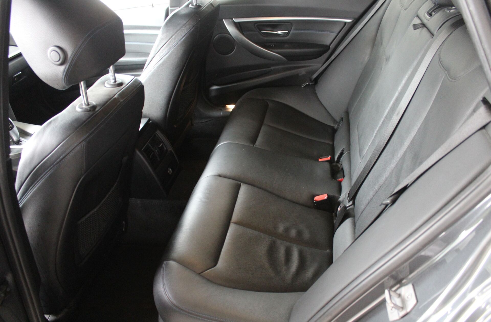 BMW Serie-3 318 d Touring Pack M Shadow Auto