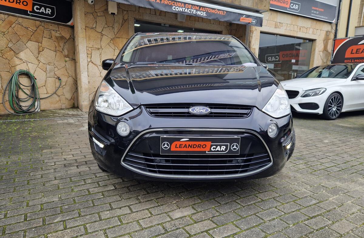 FORD S-MAX 2.0 TDCi Titanium 7L