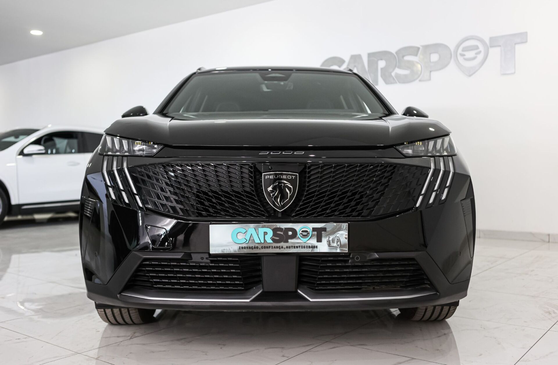 PEUGEOT 5008 1.2 Hybrid GT e-DCS6