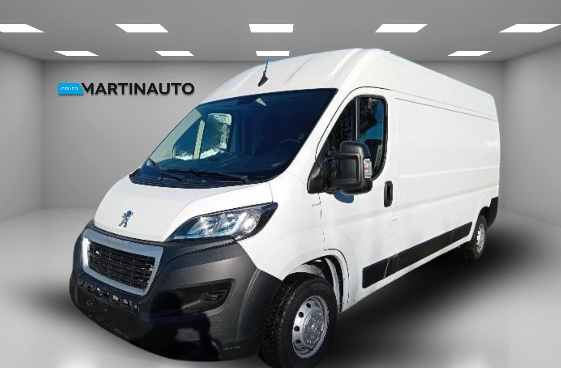 PEUGEOT Boxer 2.2 BlueHDi 335 L3 CD