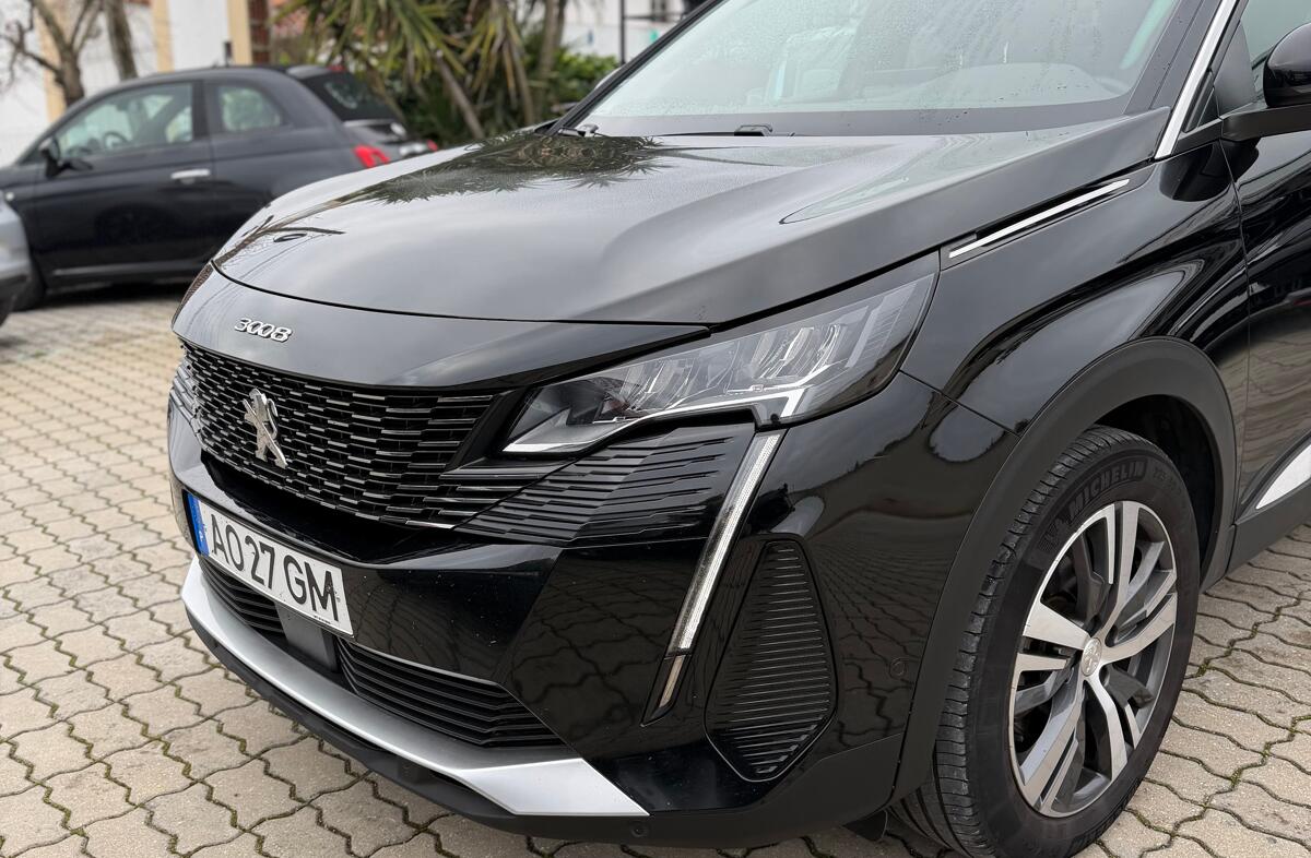 PEUGEOT 3008 1.5 BlueHDi Allure Pack