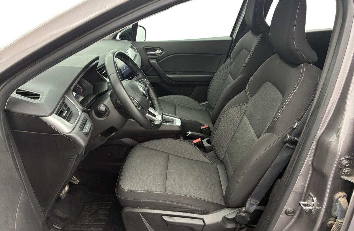 RENAULT Captur 1.6 E-Tech Plug-In Intens