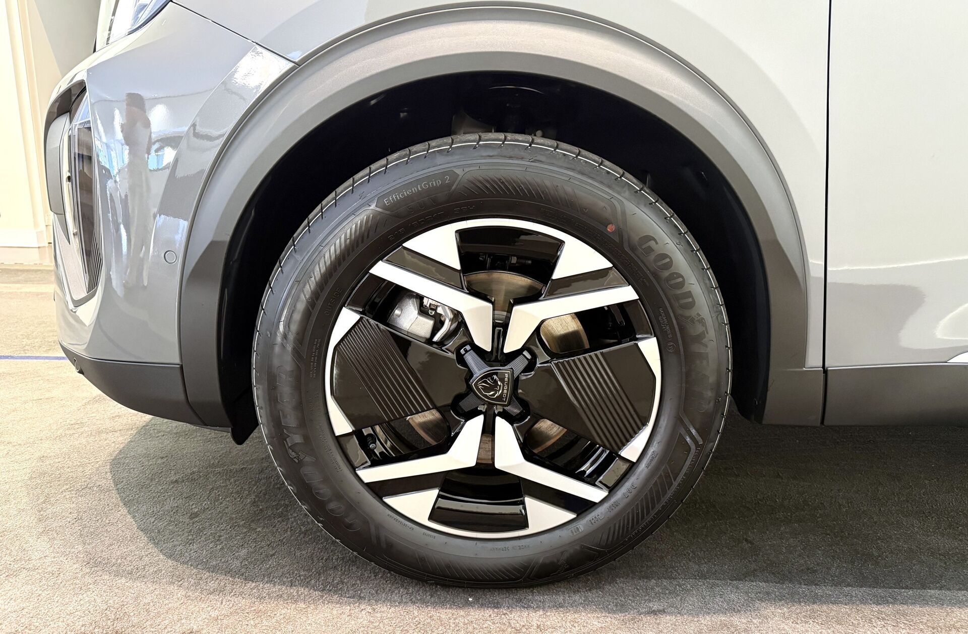 PEUGEOT 2008 e- 54 kWh Allure