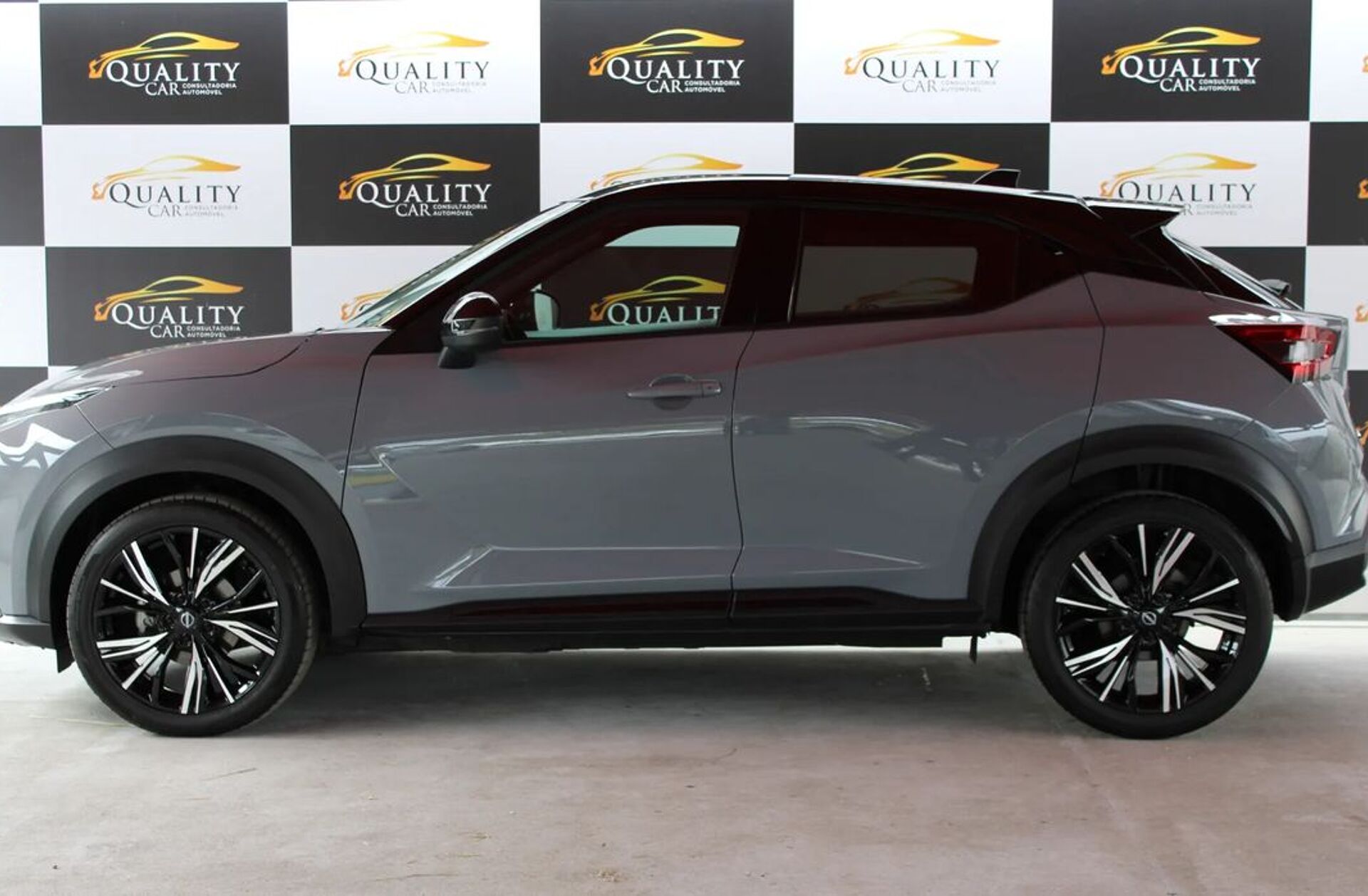 NISSAN Juke 1.0 DIG-T N-Connecta