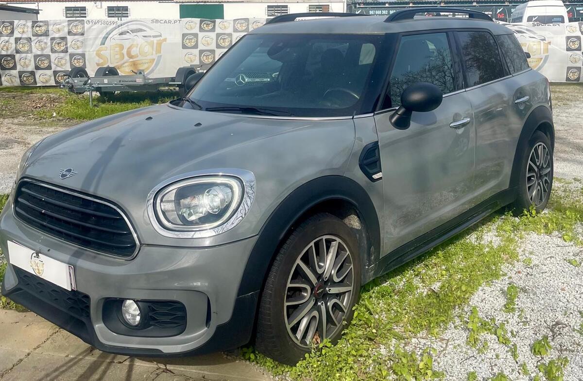 MINI Mini Countryman Mini John Cooper Works ALL4 Auto Desportiva