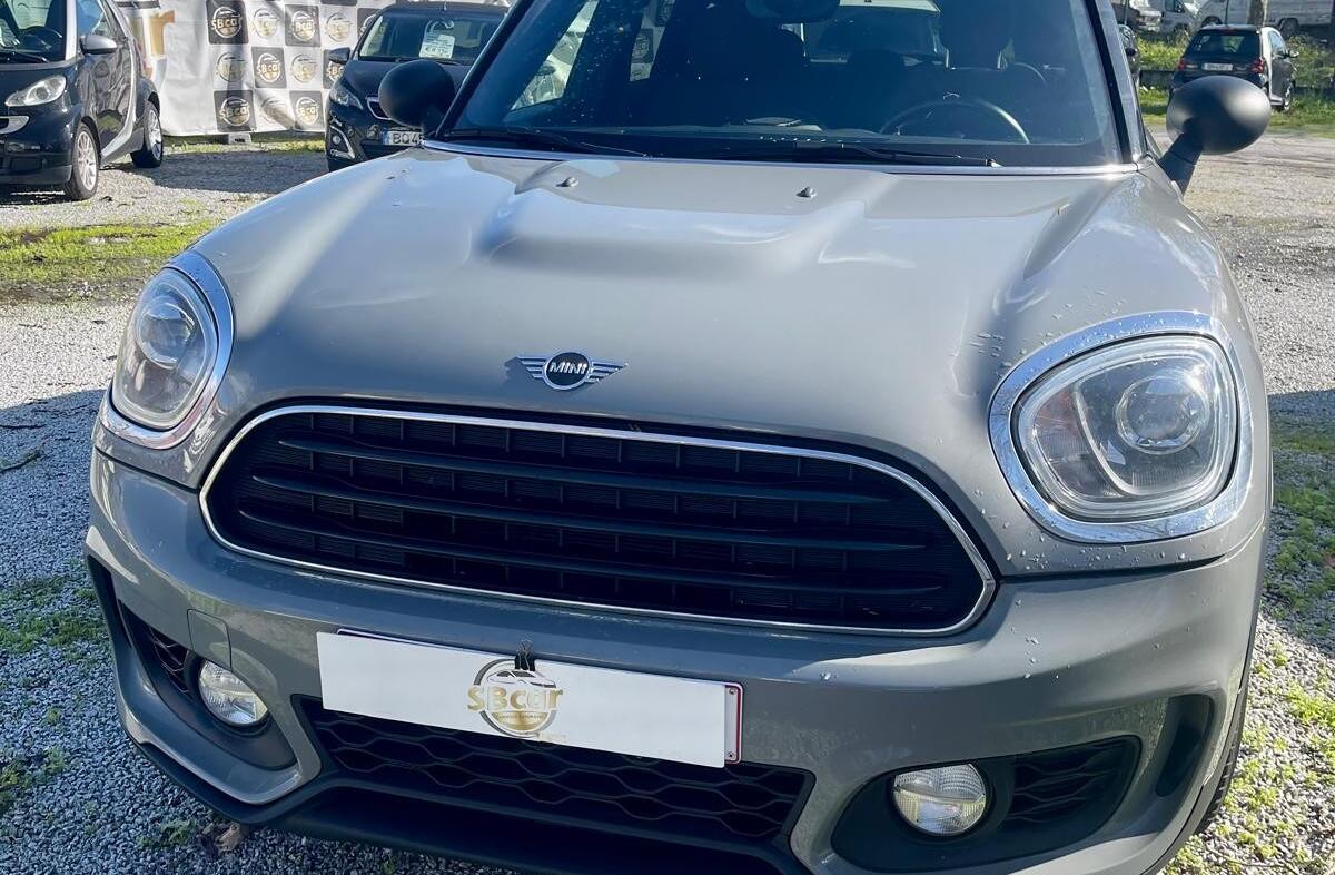 MINI Mini Countryman Mini John Cooper Works ALL4 Auto Desportiva