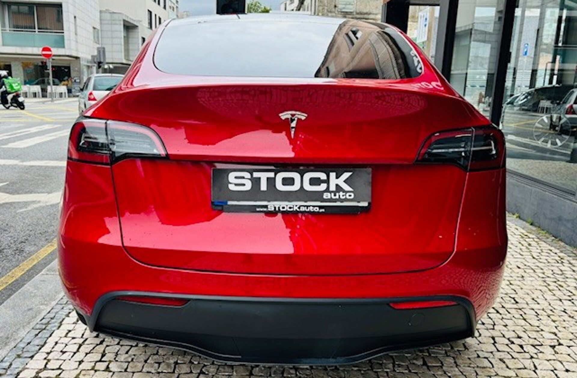 TESLA Model Y RWD