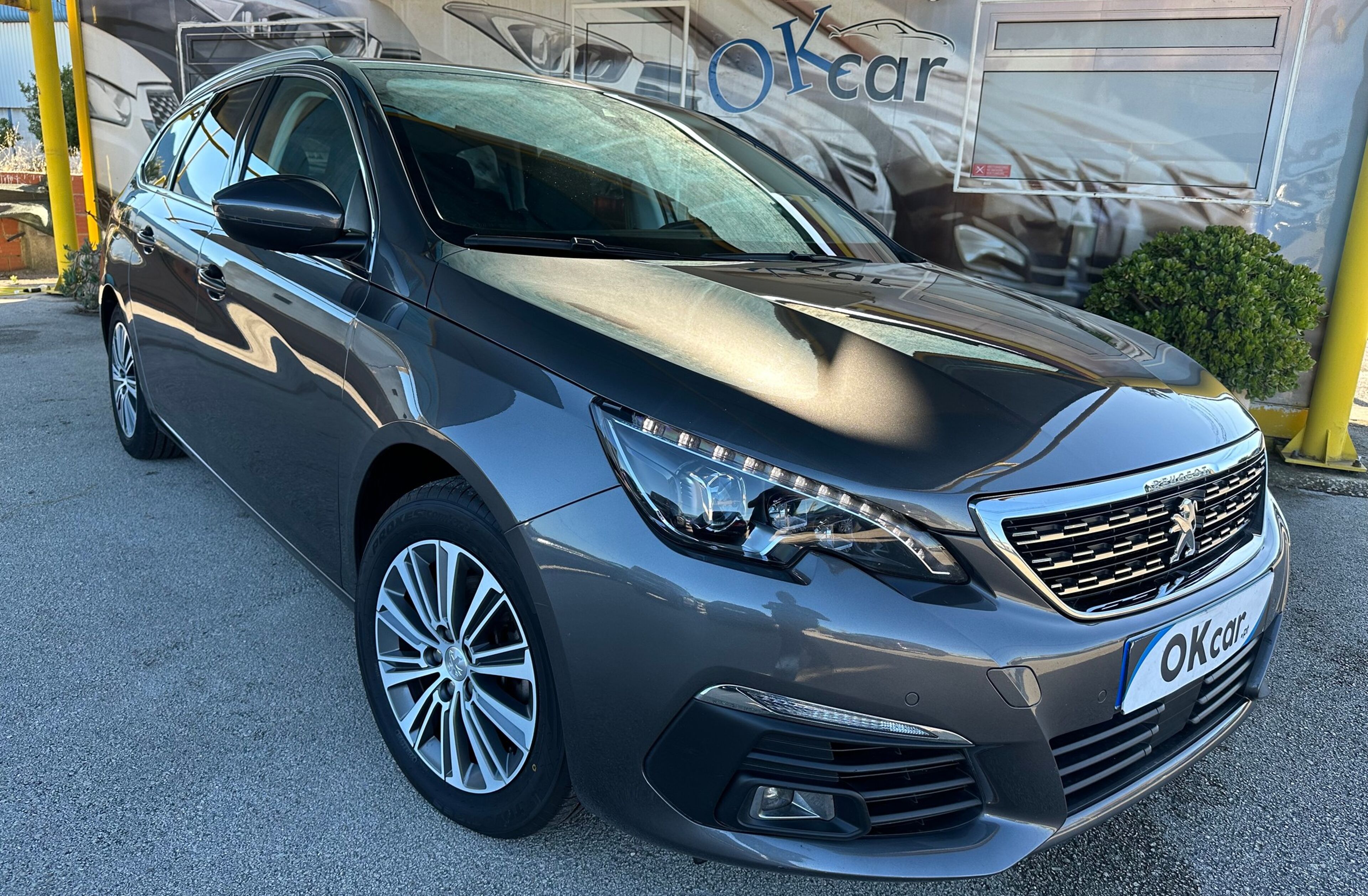 PEUGEOT 308 1.2 Puretech Allure