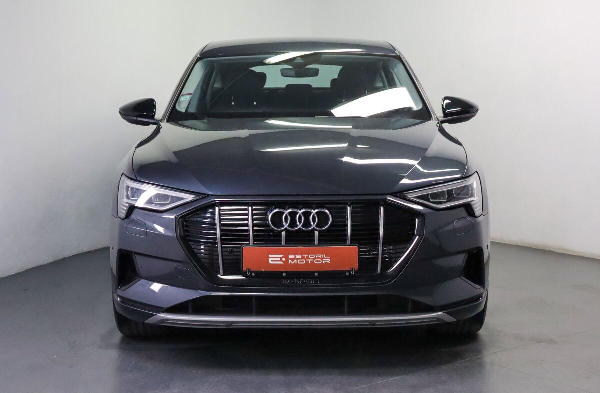 AUDI e-tron 55 quattro Advanced