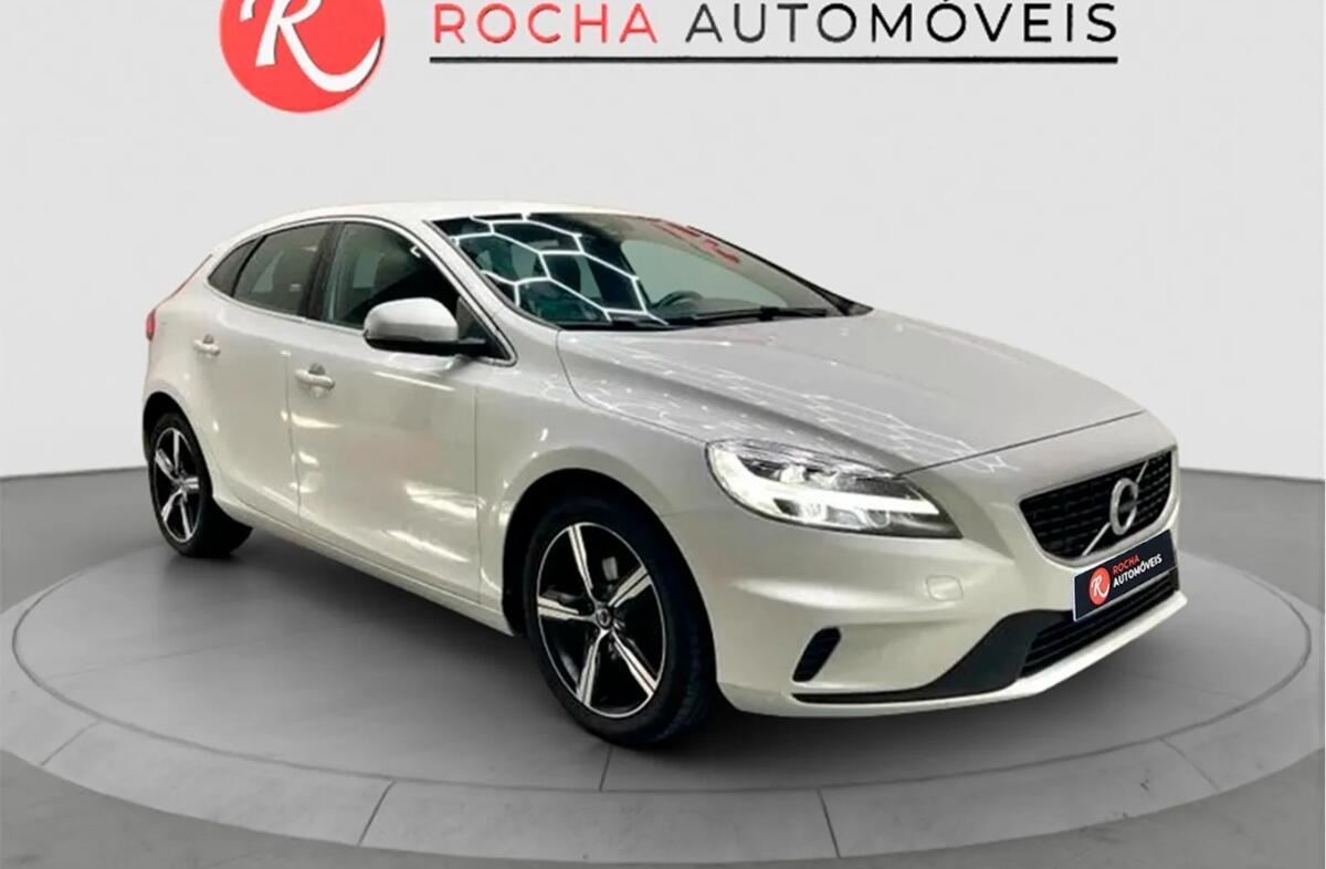 VOLVO V40 2.0 D2 Kinetic