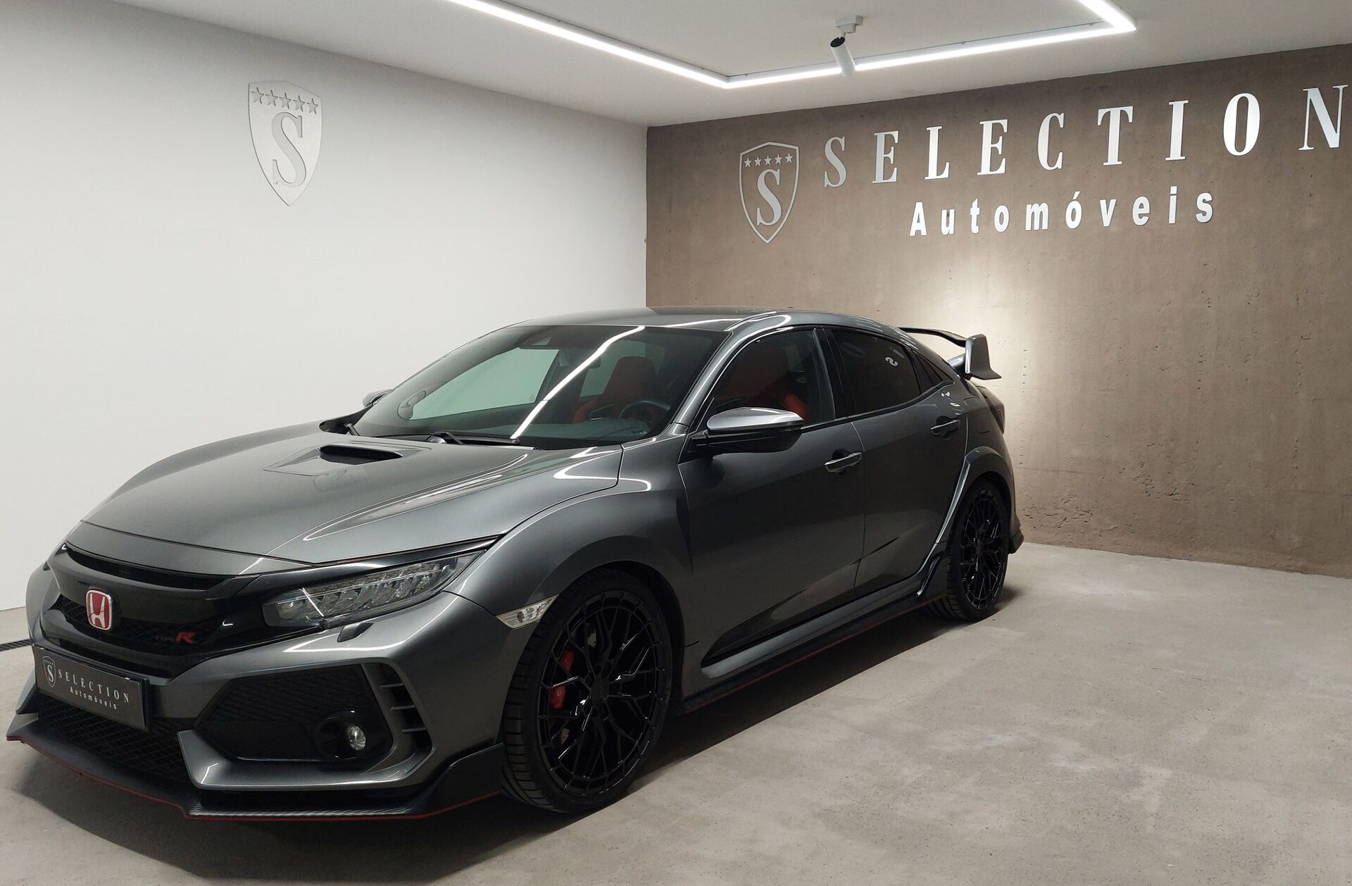 HONDA Civic 2.0 i-VTEC Type-R