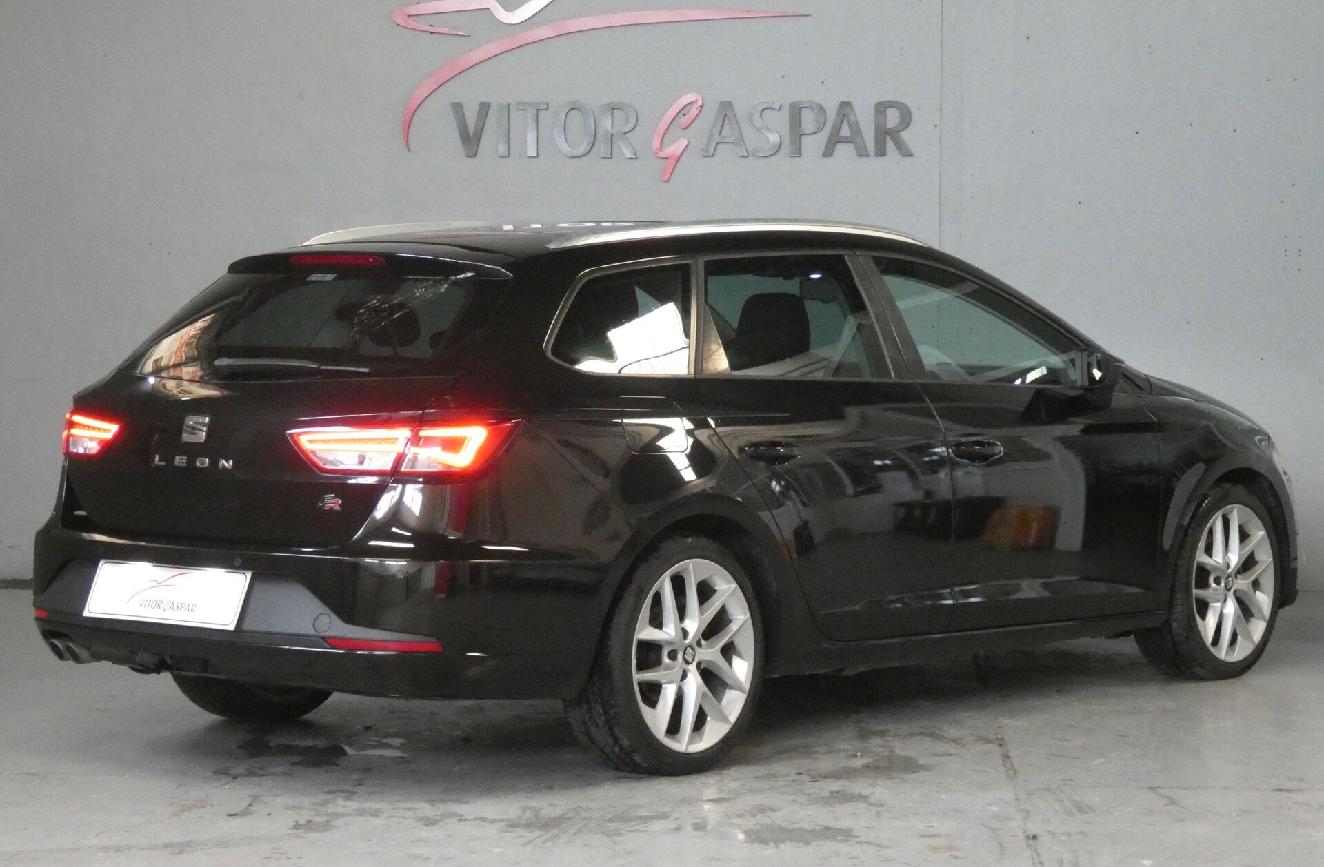 SEAT Leon ST 2.0 TDi FR DSG S/S