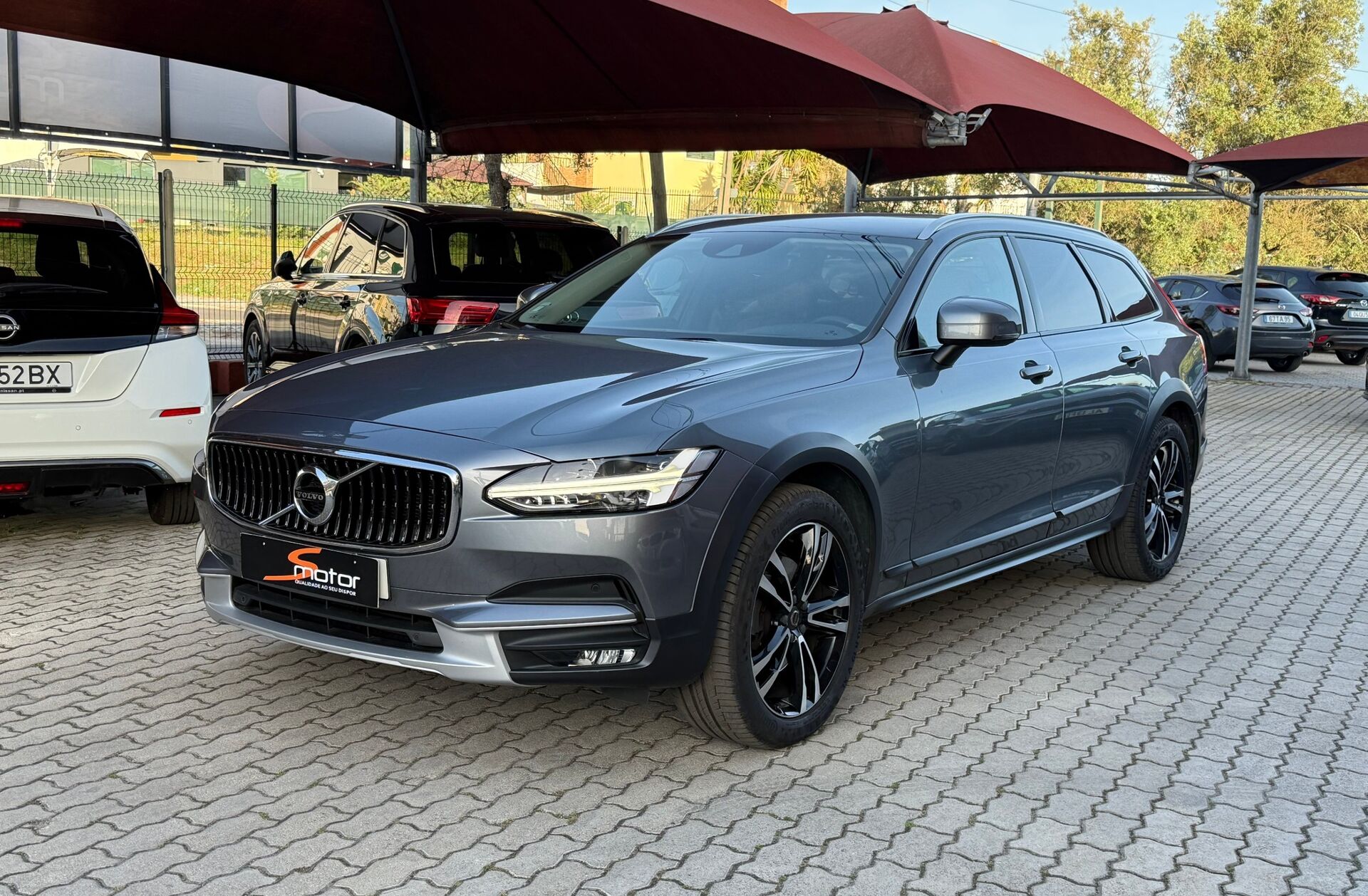 VOLVO V90 2.0 D4 Pro AWD Geartronic