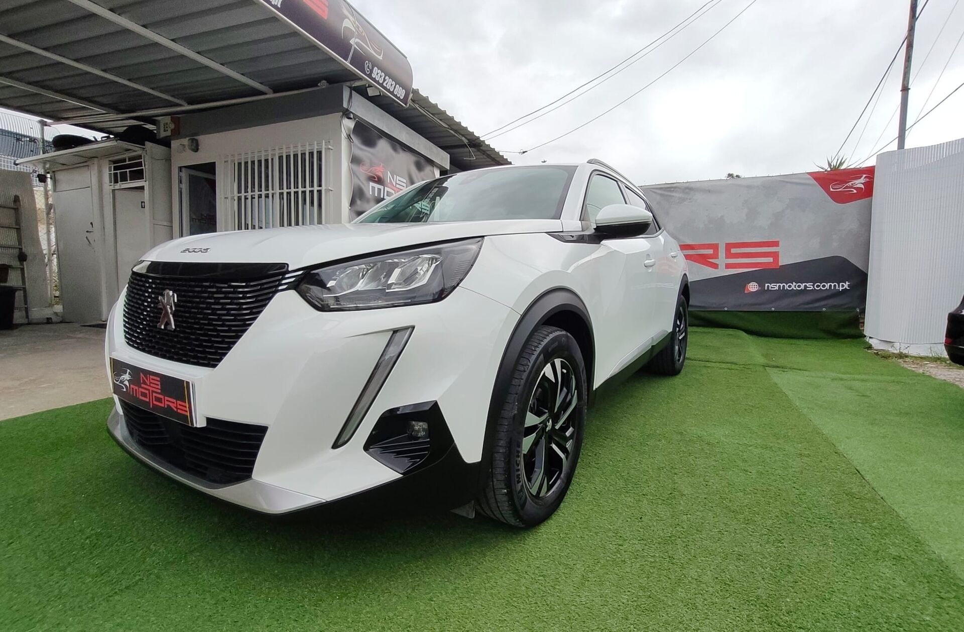 PEUGEOT 2008 1.2 PureTech Allure Pack