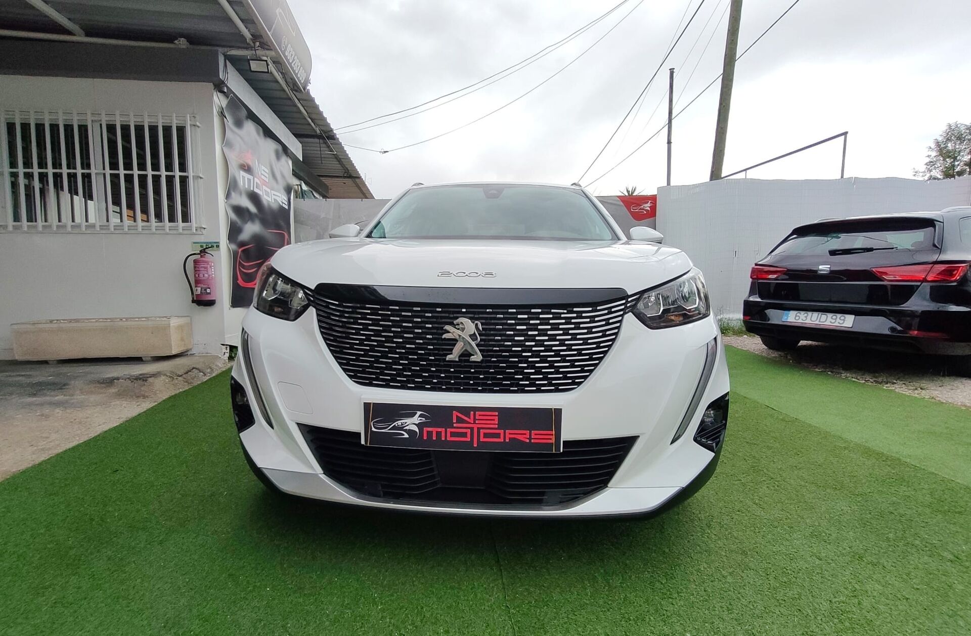 PEUGEOT 2008 1.2 PureTech Allure Pack